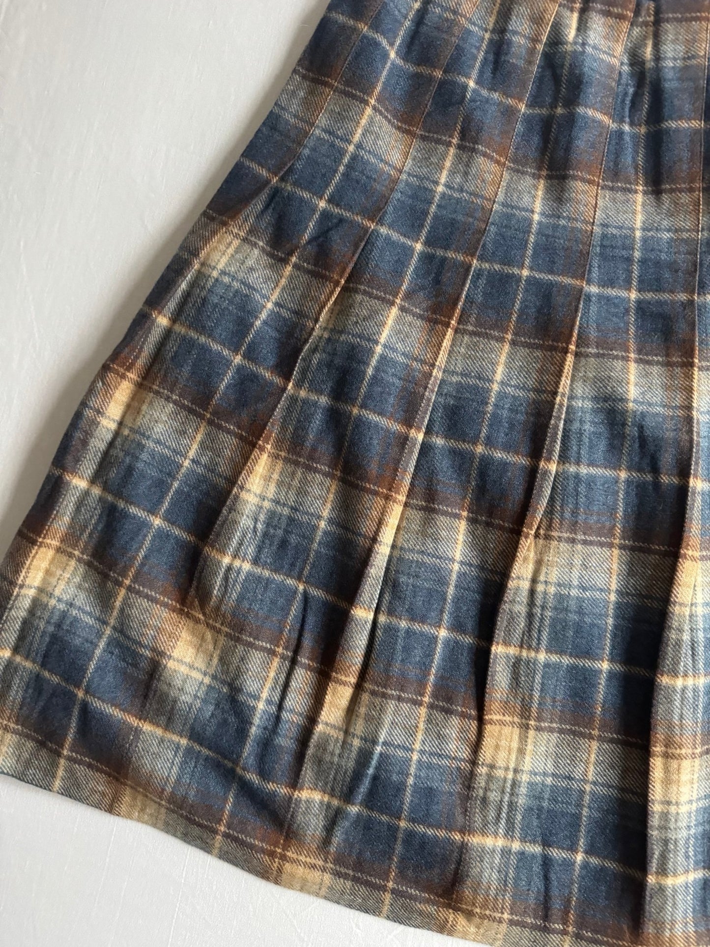🧵 Fustă Vintage Albastră cu Print Plaid (UK 12 – M) - anbracaminte