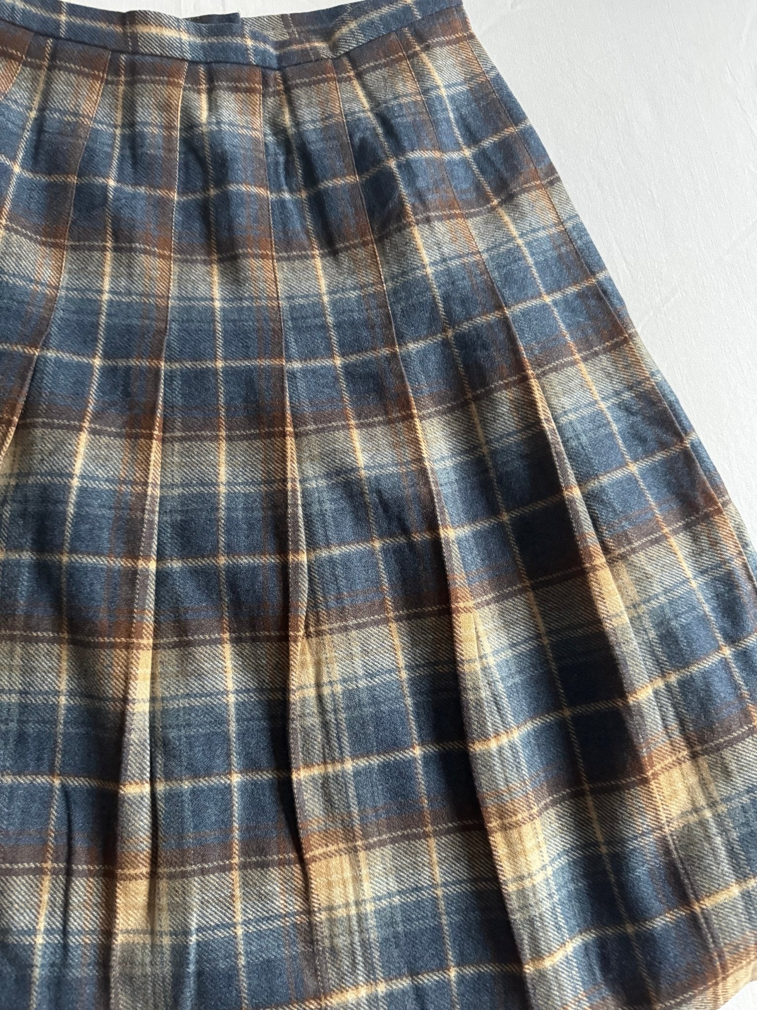 🧵 Fustă Vintage Albastră cu Print Plaid (UK 12 – M) - anbracaminte