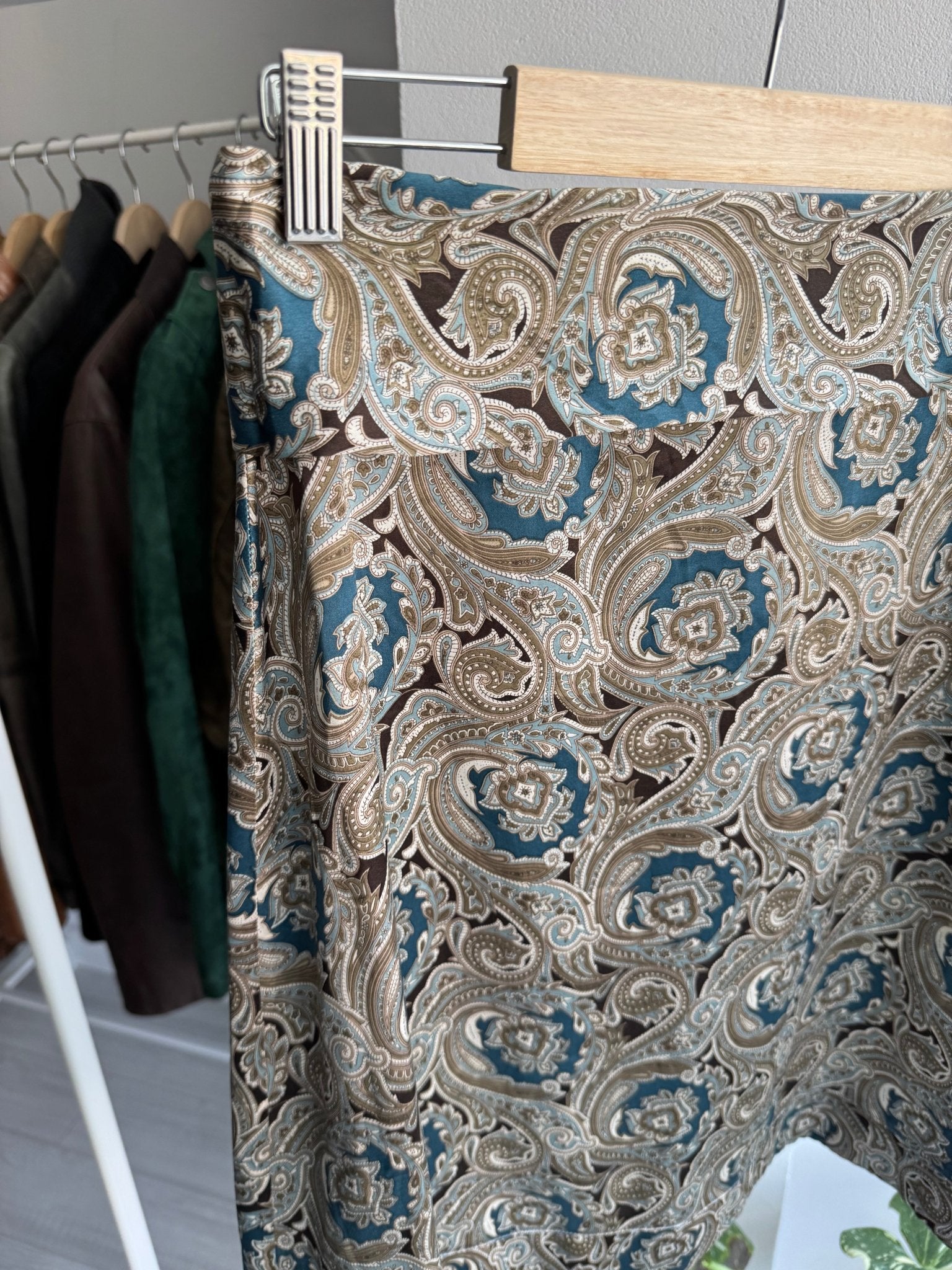 ✨ Fustă Vintage Baroque Print din Mătase – M Damă – Made in France - anbracaminte