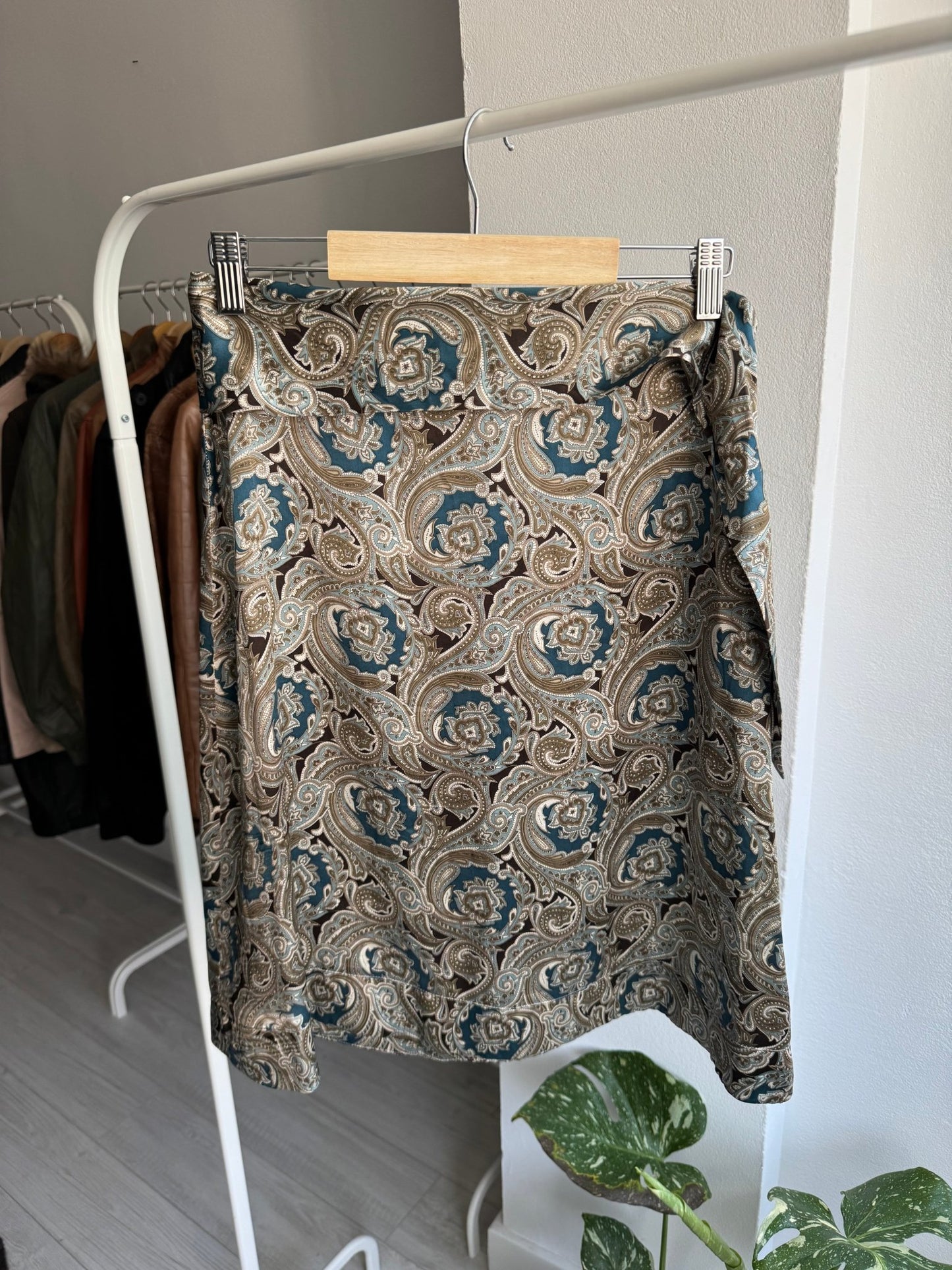 ✨ Fustă Vintage Baroque Print din Mătase – M Damă – Made in France - anbracaminte