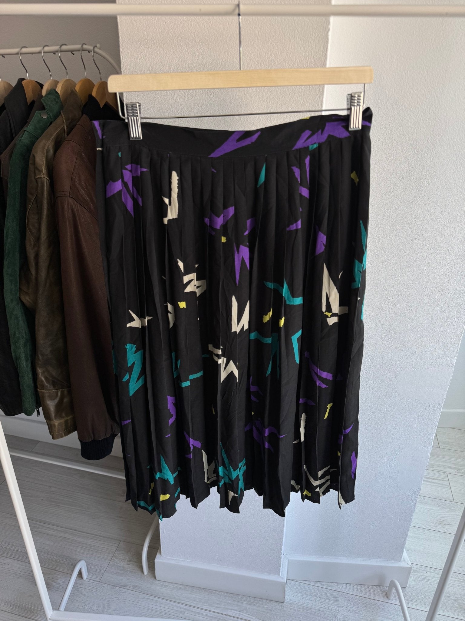 🖤 Fustă Vintage Black Printed din Mătase - IT 46 (L Damă) – Made in Italy - anbracaminte