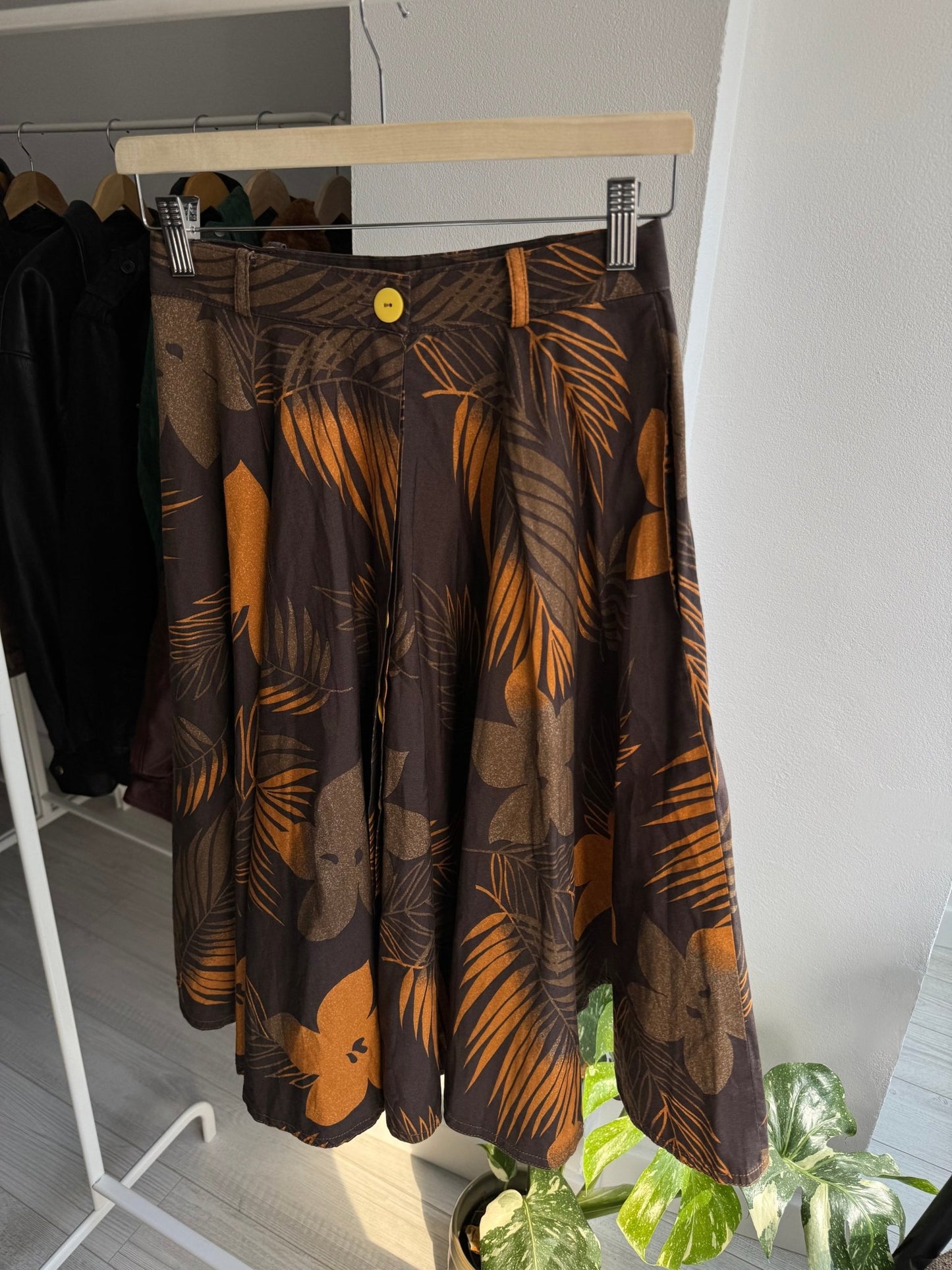🌴 Fustă Vintage Brown Printed – IT 42 (S/M Damă) – Made in Italy - anbracaminte