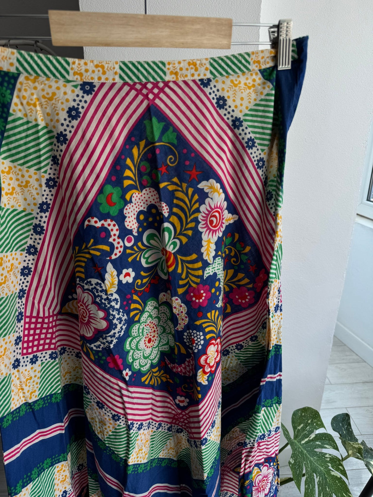 ☀️ Fustă Vintage cu Print – Approx. XS–S Damă - anbracaminte