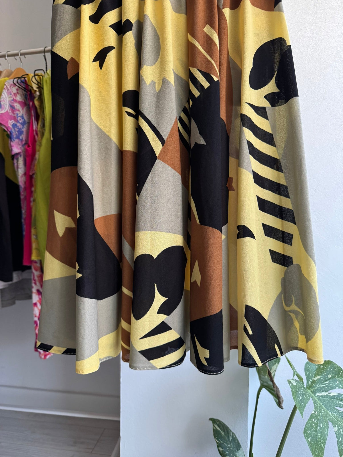 ☀️ Fustă Vintage cu Print – EU 38 Damă (S/M) - anbracaminte