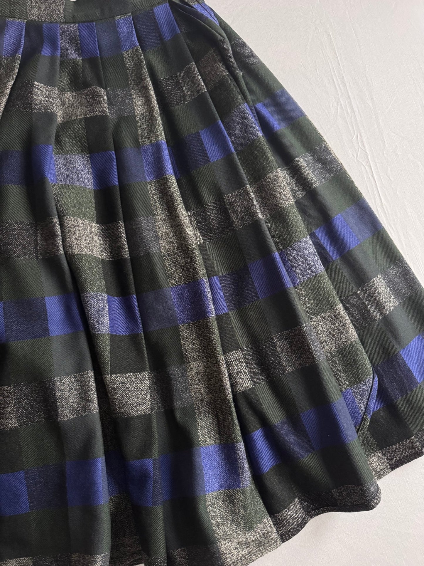 🧵 Fustă Vintage din Lână cu Model Plaid (Mărime IT 40 – S) - anbracaminte