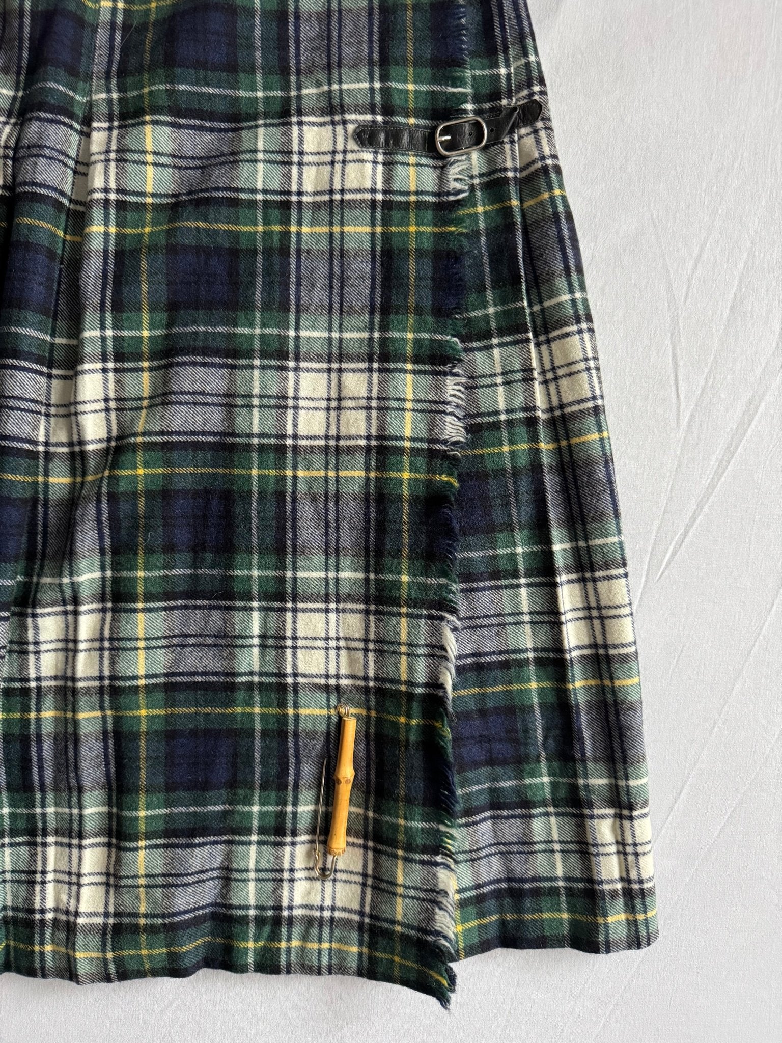 🏴󠁧󠁢󠁳󠁣󠁴󠁿 Fustă Vintage din Lână cu Model Tartan – XS (IT 40) - anbracaminte