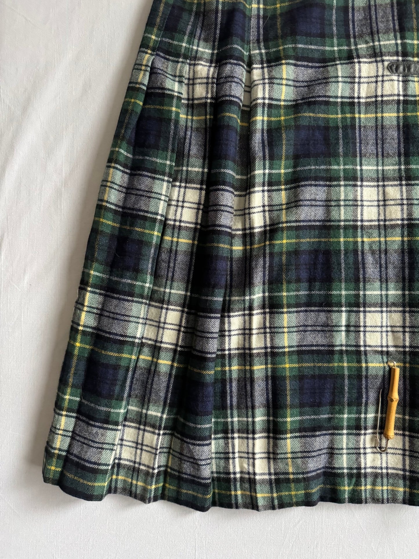 🏴󠁧󠁢󠁳󠁣󠁴󠁿 Fustă Vintage din Lână cu Model Tartan – XS (IT 40) - anbracaminte