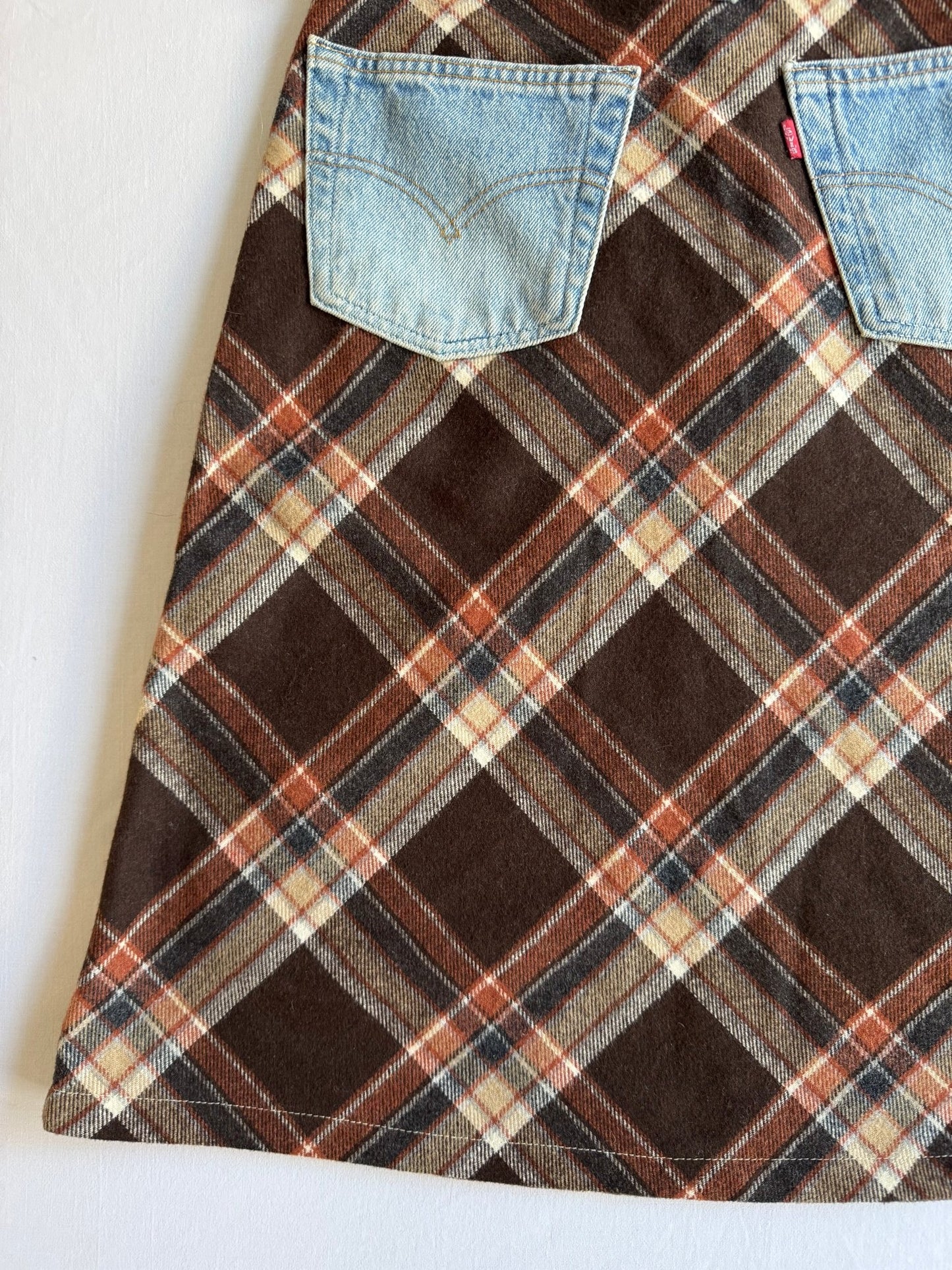 👖 🐑 Fustă Vintage din Lână Tartan + Reworked Levi’s – S/M - anbracaminte