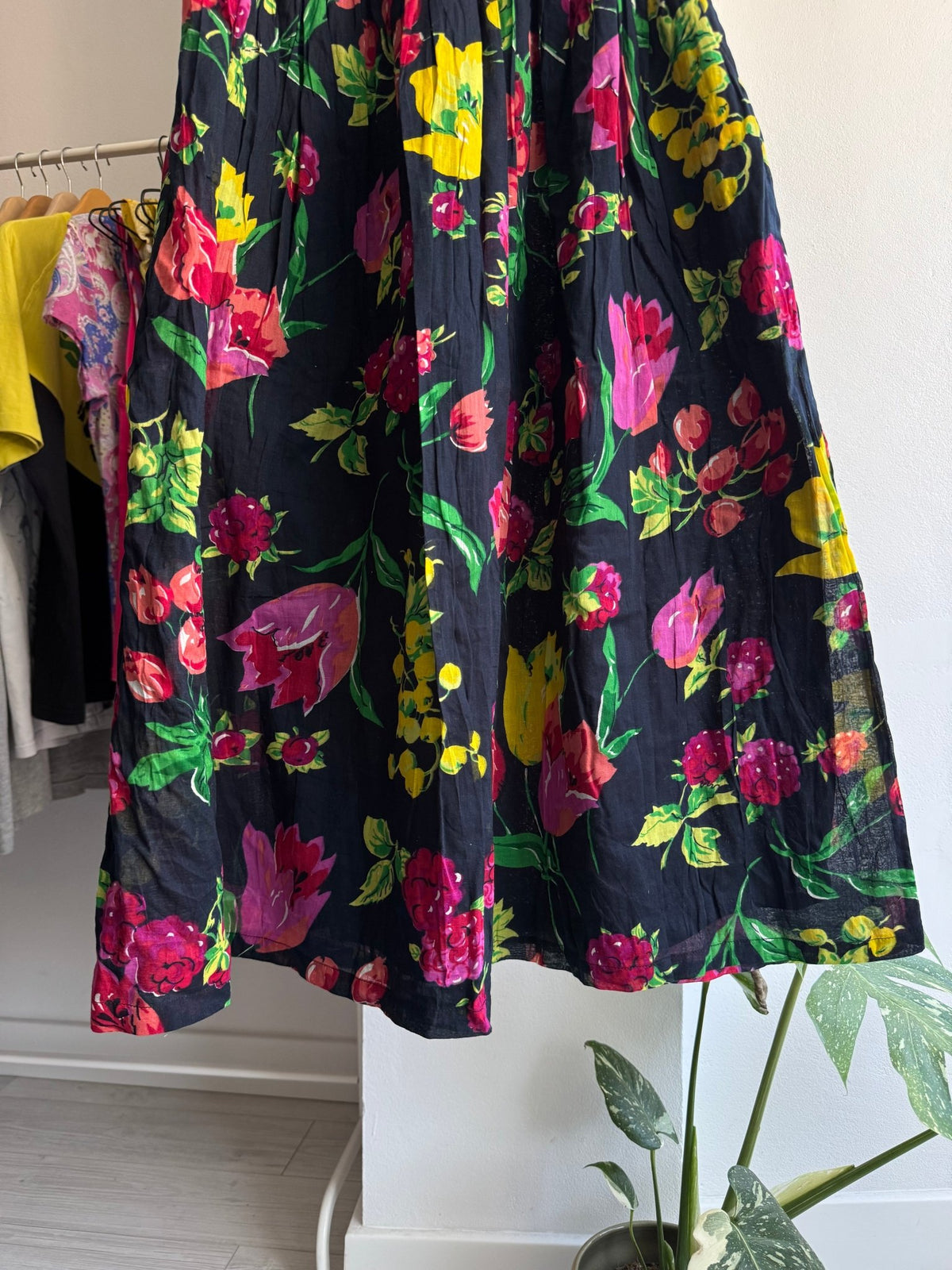🌷 Fustă Vintage Floral cu Print – EU 40 Damă (M/L) - anbracaminte