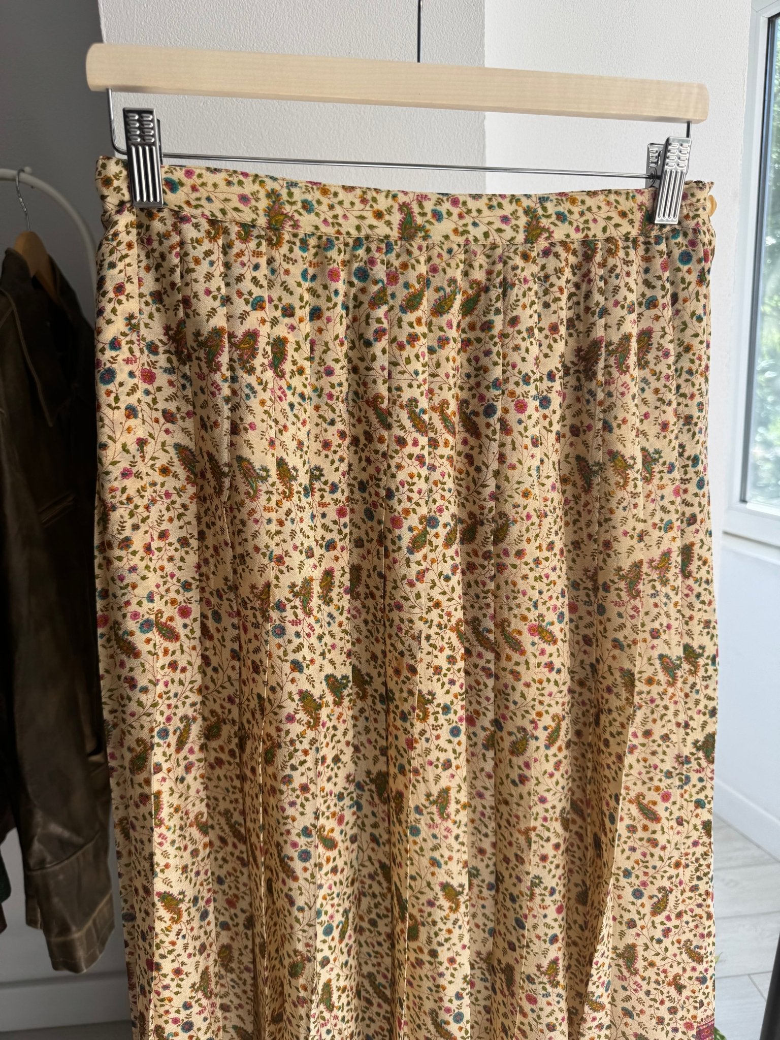 🌷 Fustă Vintage Floral Plisată – S/M Damă - anbracaminte