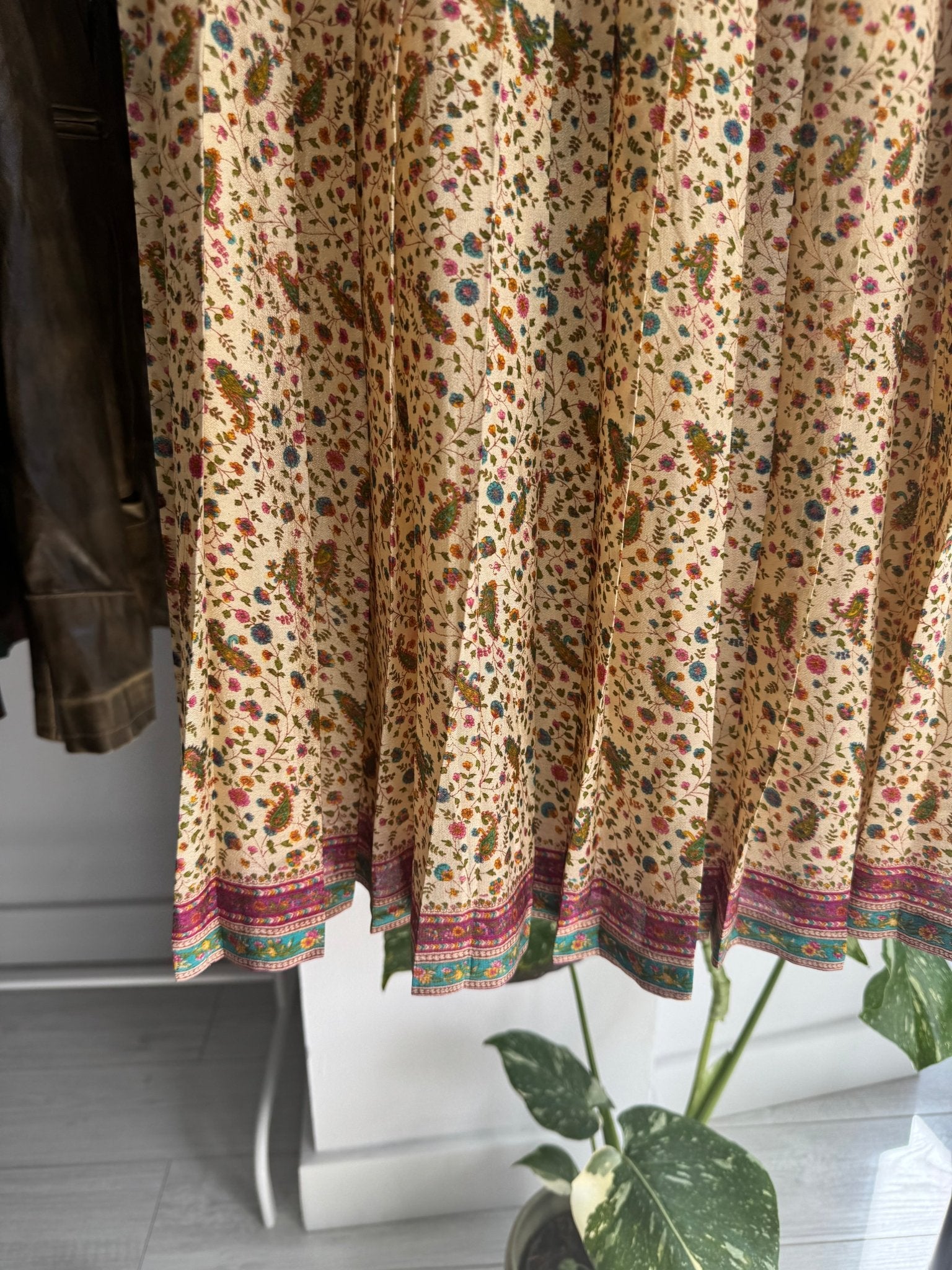 🌷 Fustă Vintage Floral Plisată – S/M Damă - anbracaminte