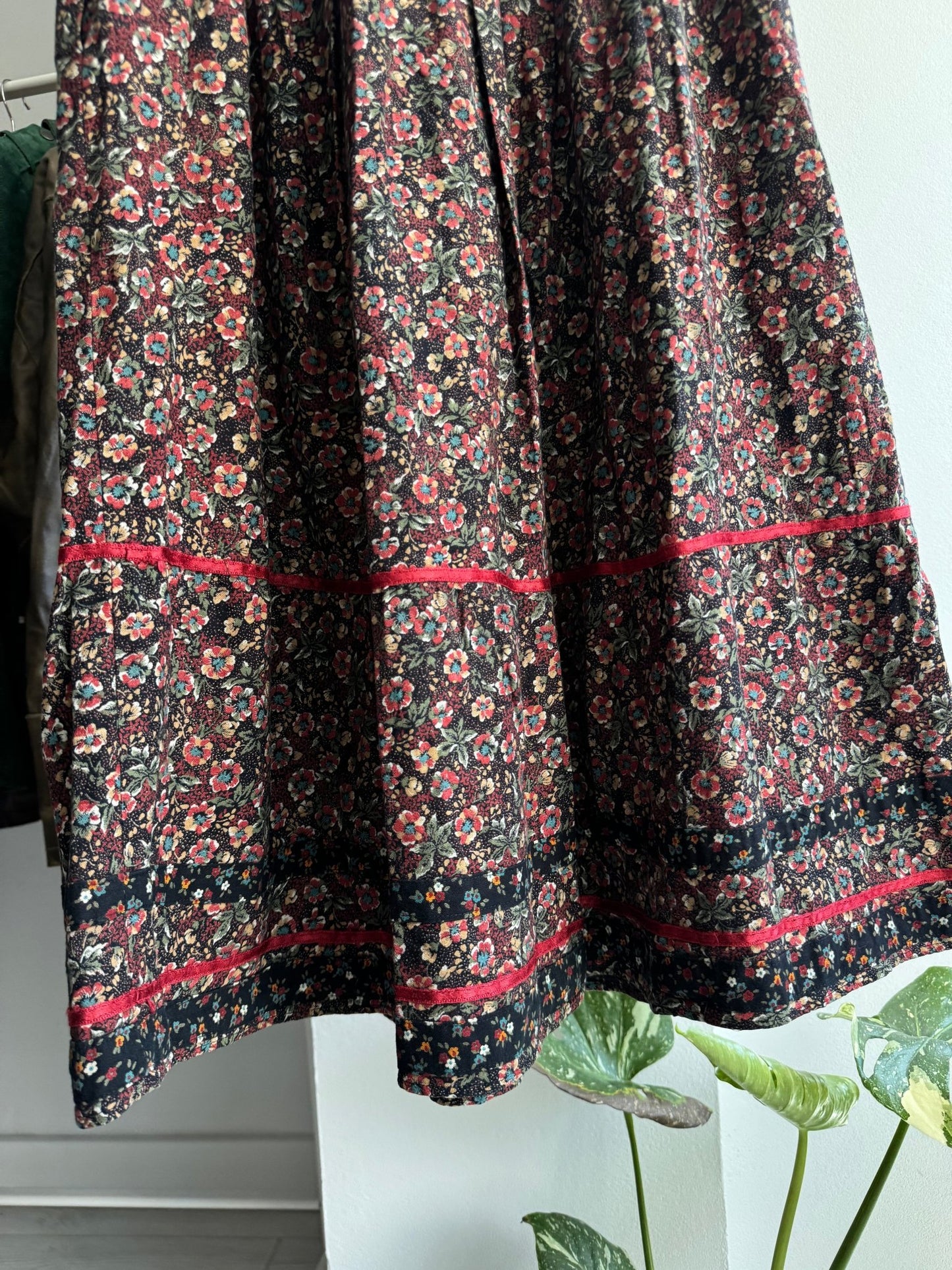 🌸 Fustă Vintage Floral Printed – EU 38 (S/M Damă) - anbracaminte