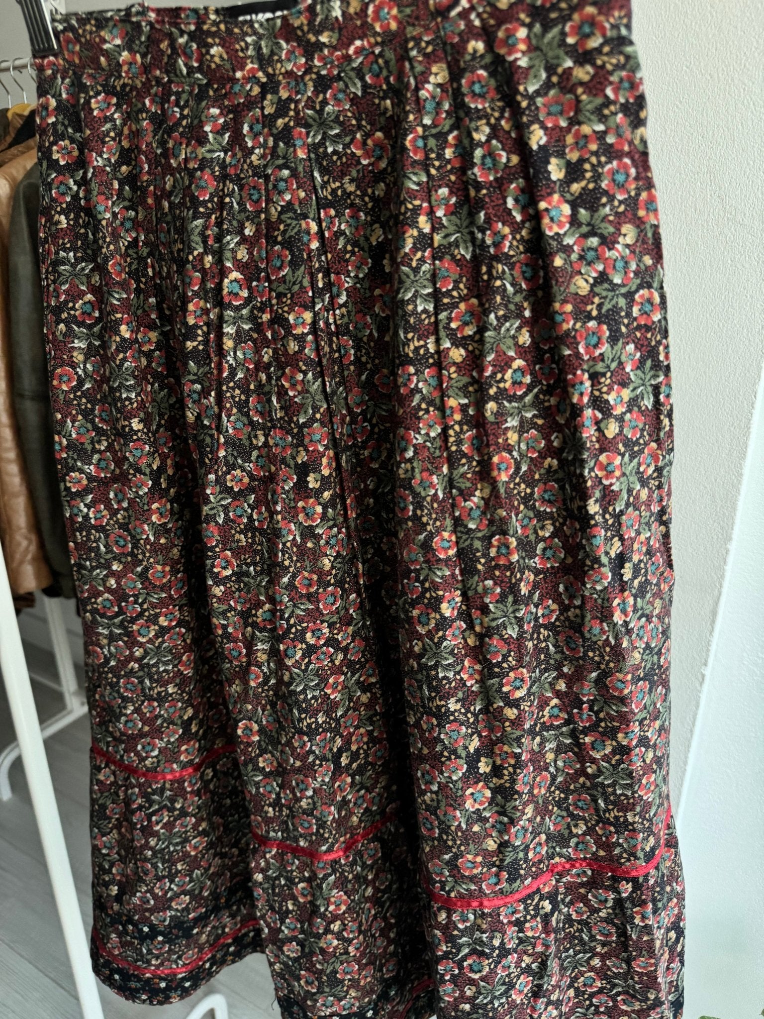 🌸 Fustă Vintage Floral Printed – EU 38 (S/M Damă) - anbracaminte