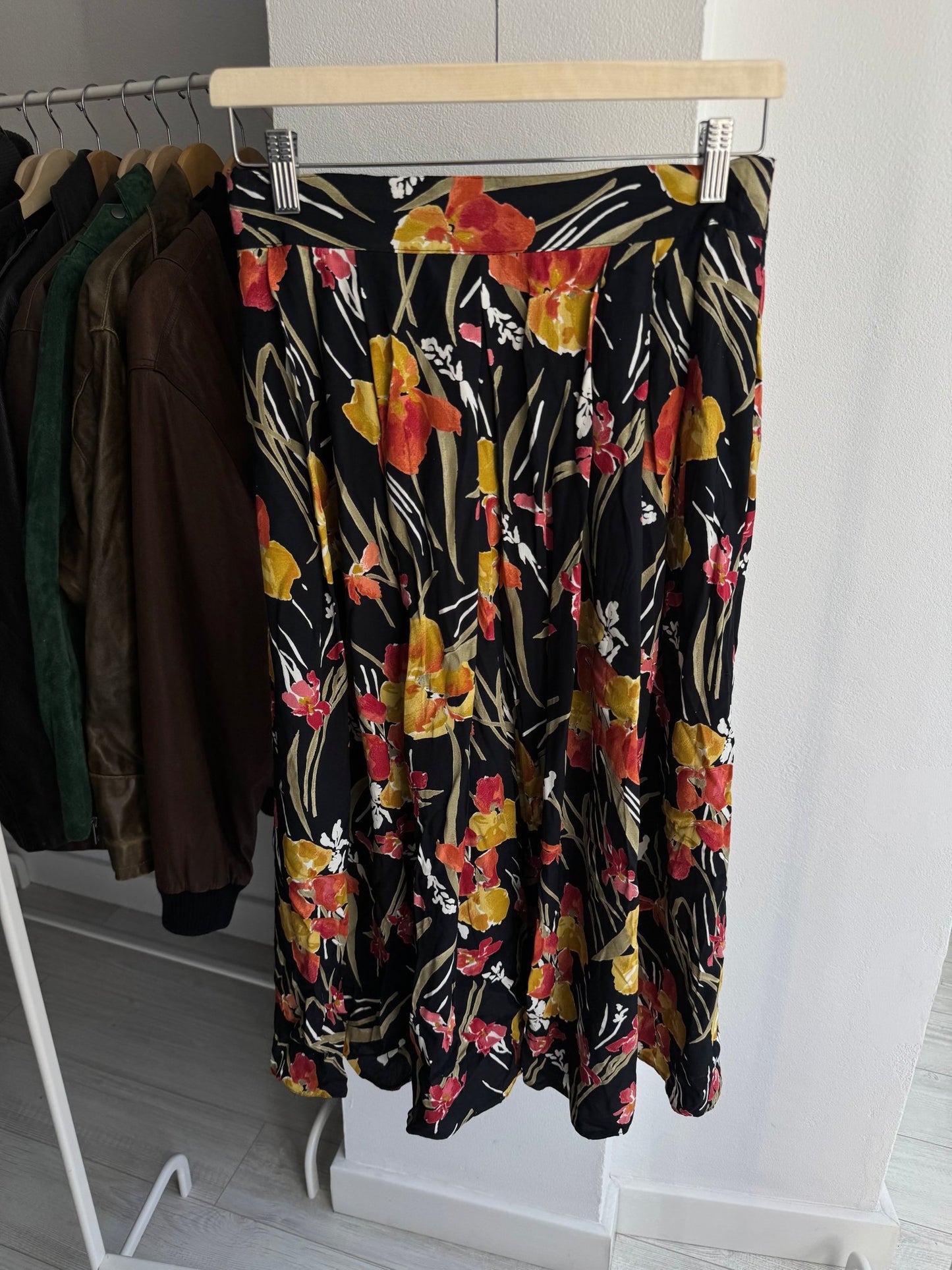 ✨ Fustă Vintage Floral – XS/S Damă - anbracaminte