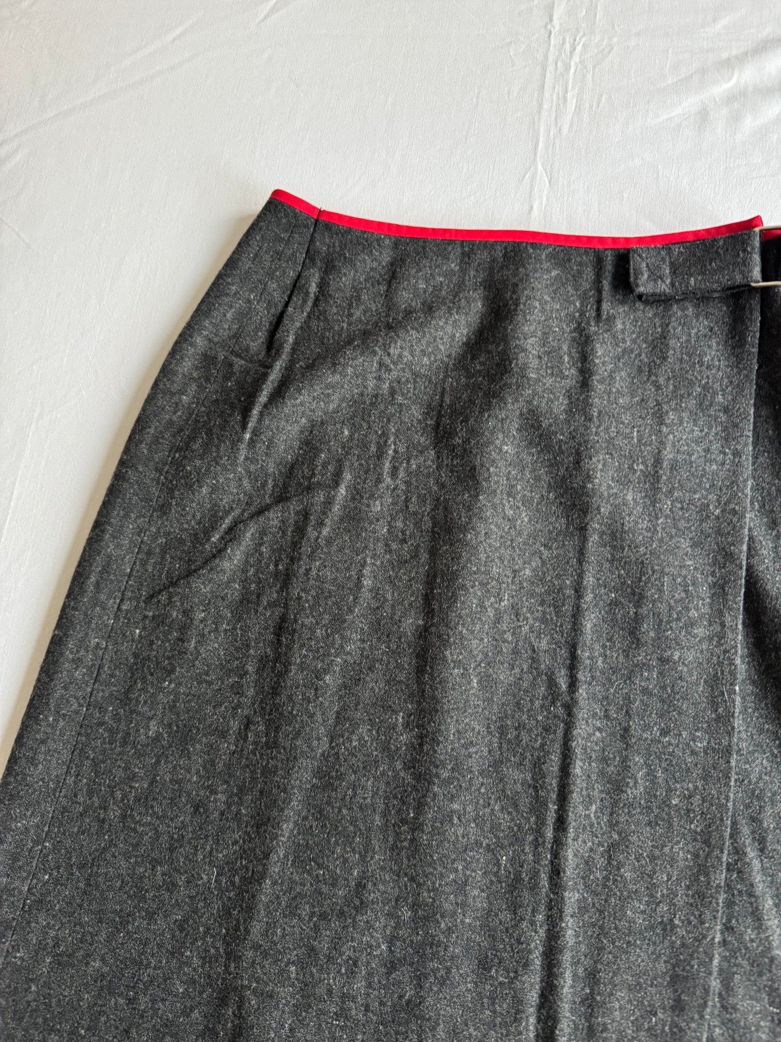 🧵 Fustă Vintage Gri (Mărime EU 36 – S) - anbracaminte