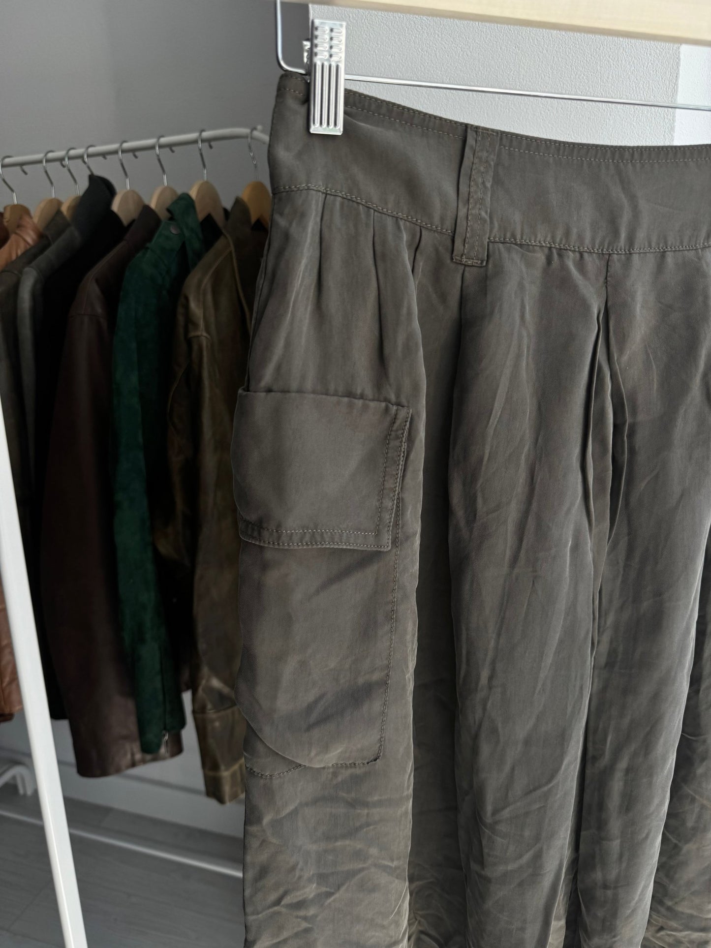 🪖 Fustă Vintage Henry Cotton’s cu Buzunare Cargo – IT 42 (S/M Damă) - anbracaminte