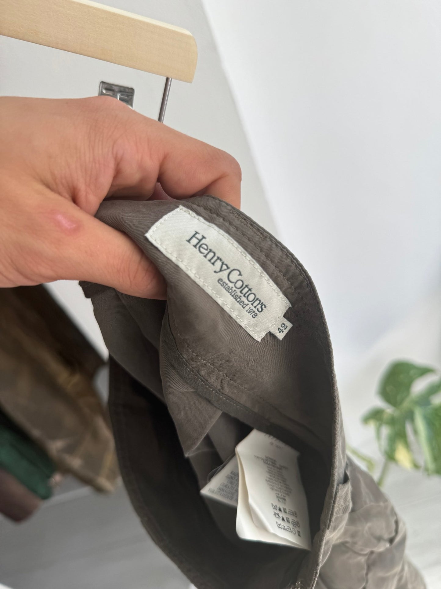 🪖 Fustă Vintage Henry Cotton’s cu Buzunare Cargo – IT 42 (S/M Damă) - anbracaminte