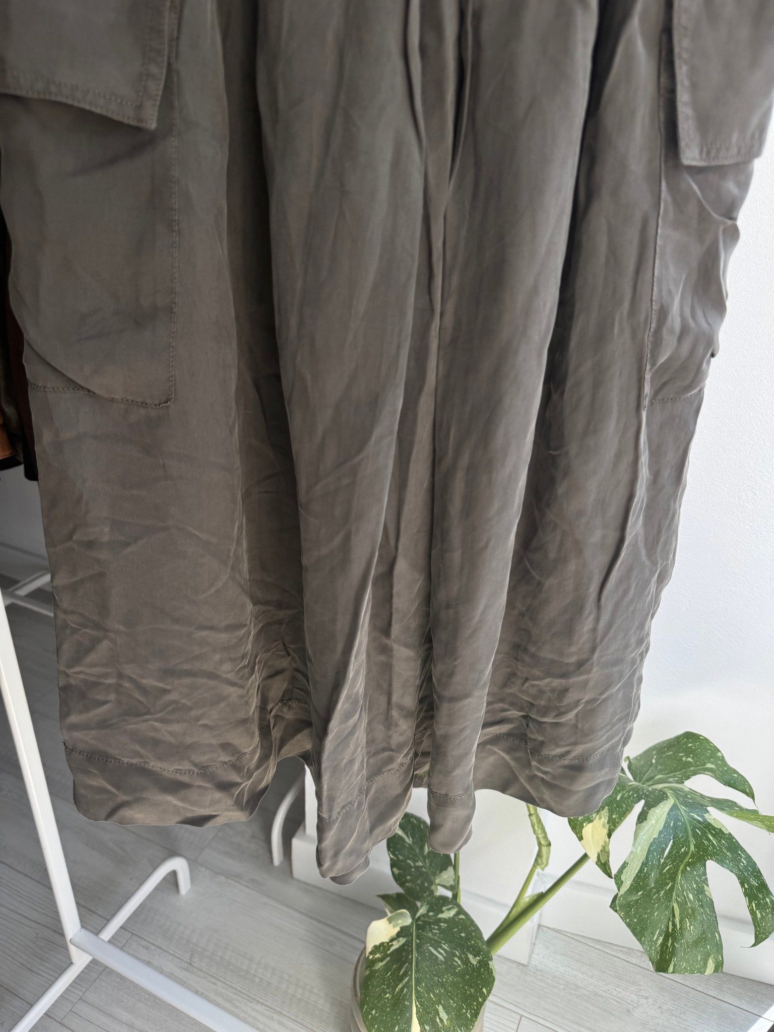 🪖 Fustă Vintage Henry Cotton’s cu Buzunare Cargo – IT 42 (S/M Damă) - anbracaminte