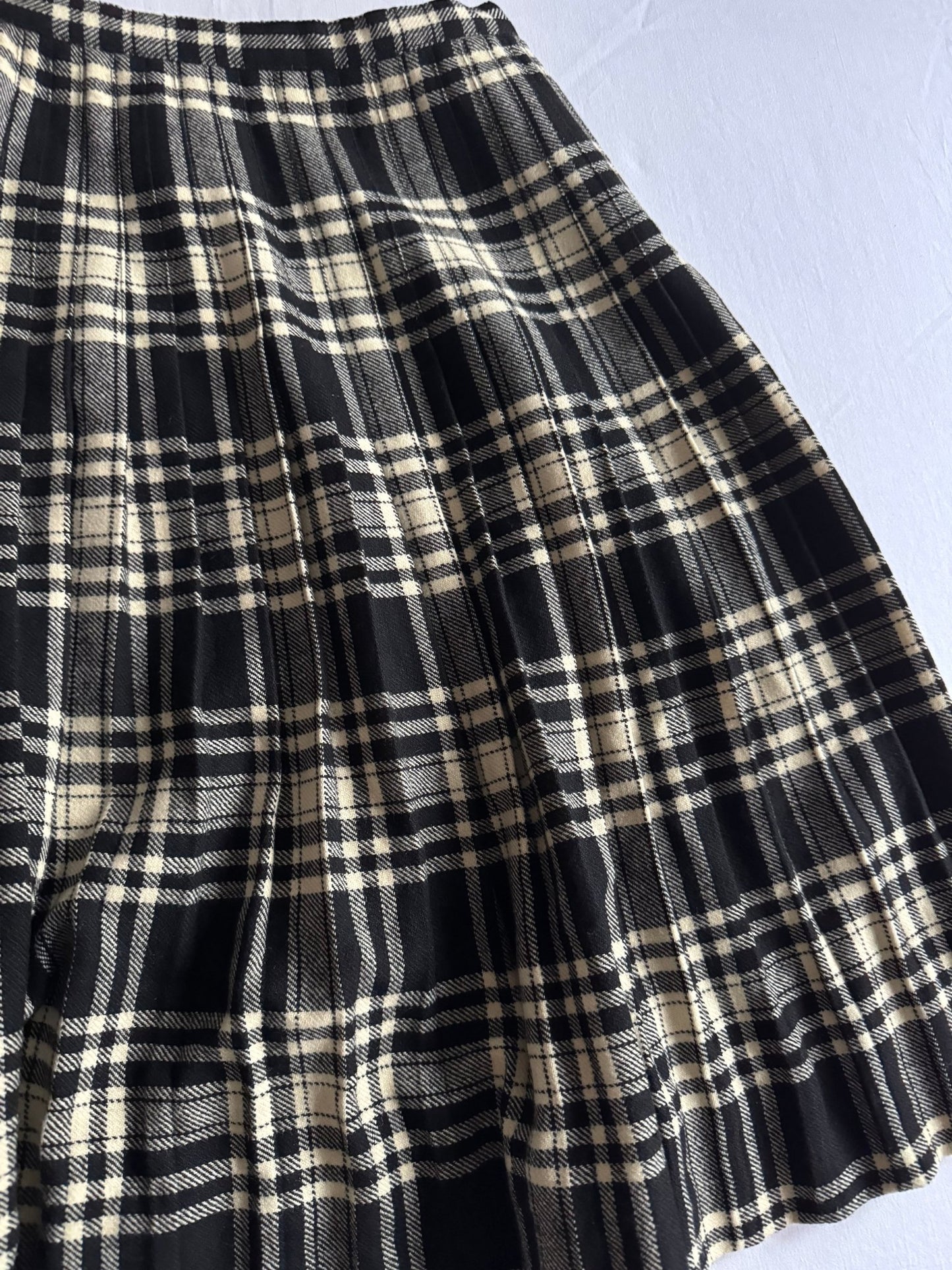 🖤🤍 Fustă vintage în carouri alb - negru din lână – mărime S/M (talie reglabilă) - anbracaminte