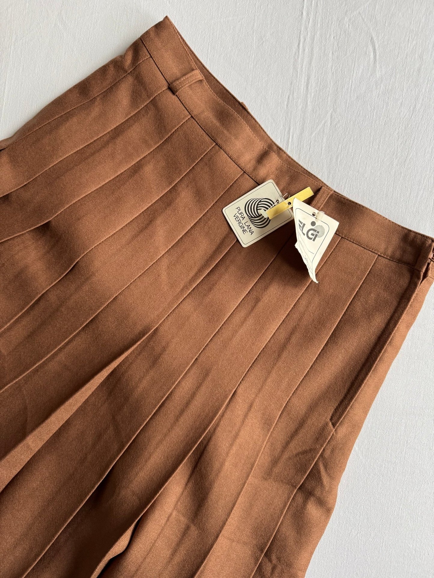 🤎 Fustă vintage maro plisată – 100% lână virgină – NWT – mărimea IT 46 (L) - anbracaminte