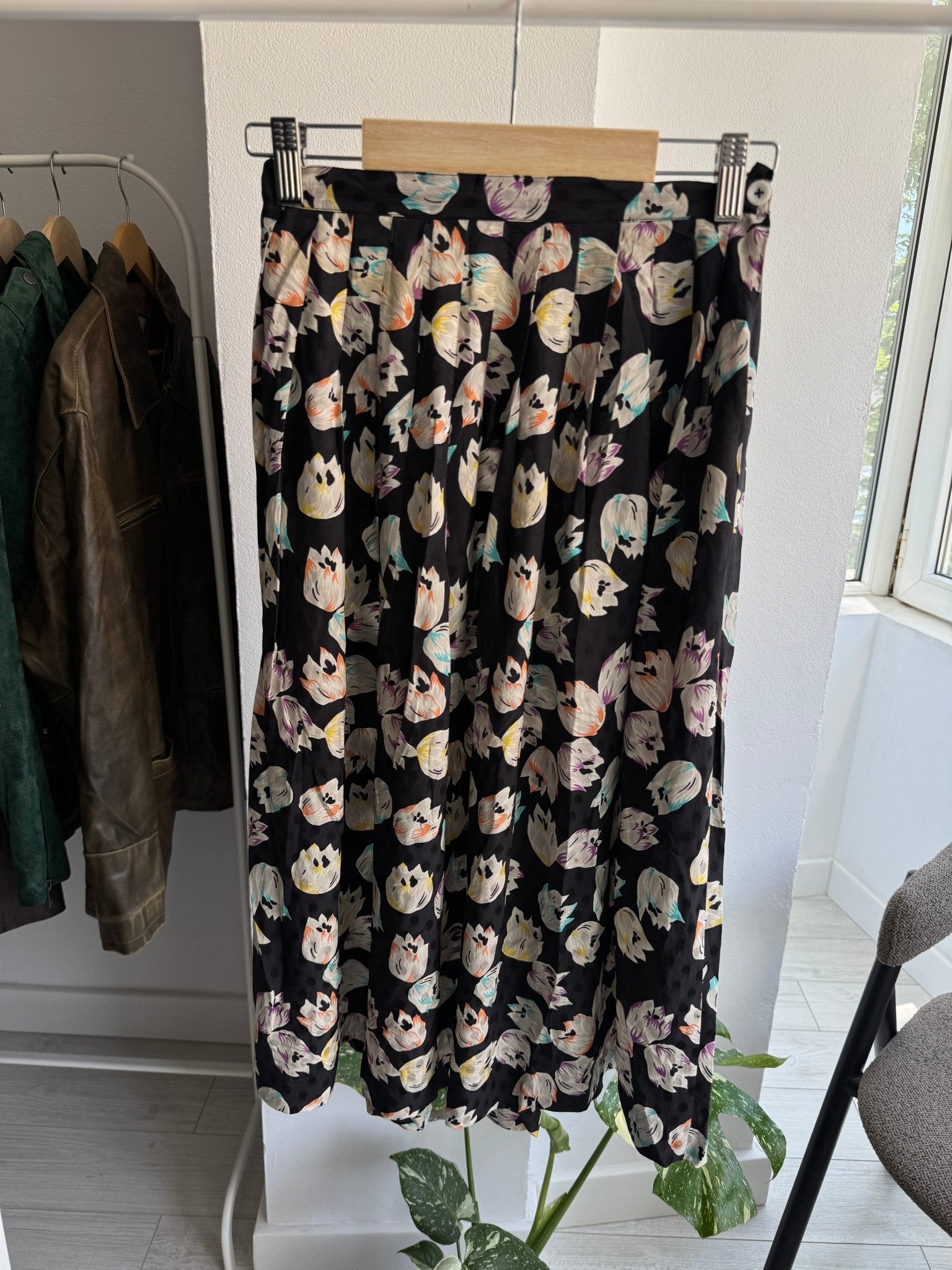 💐 Fustă Vintage Navy cu Polka Dots & Floral Print – S Damă - anbracaminte