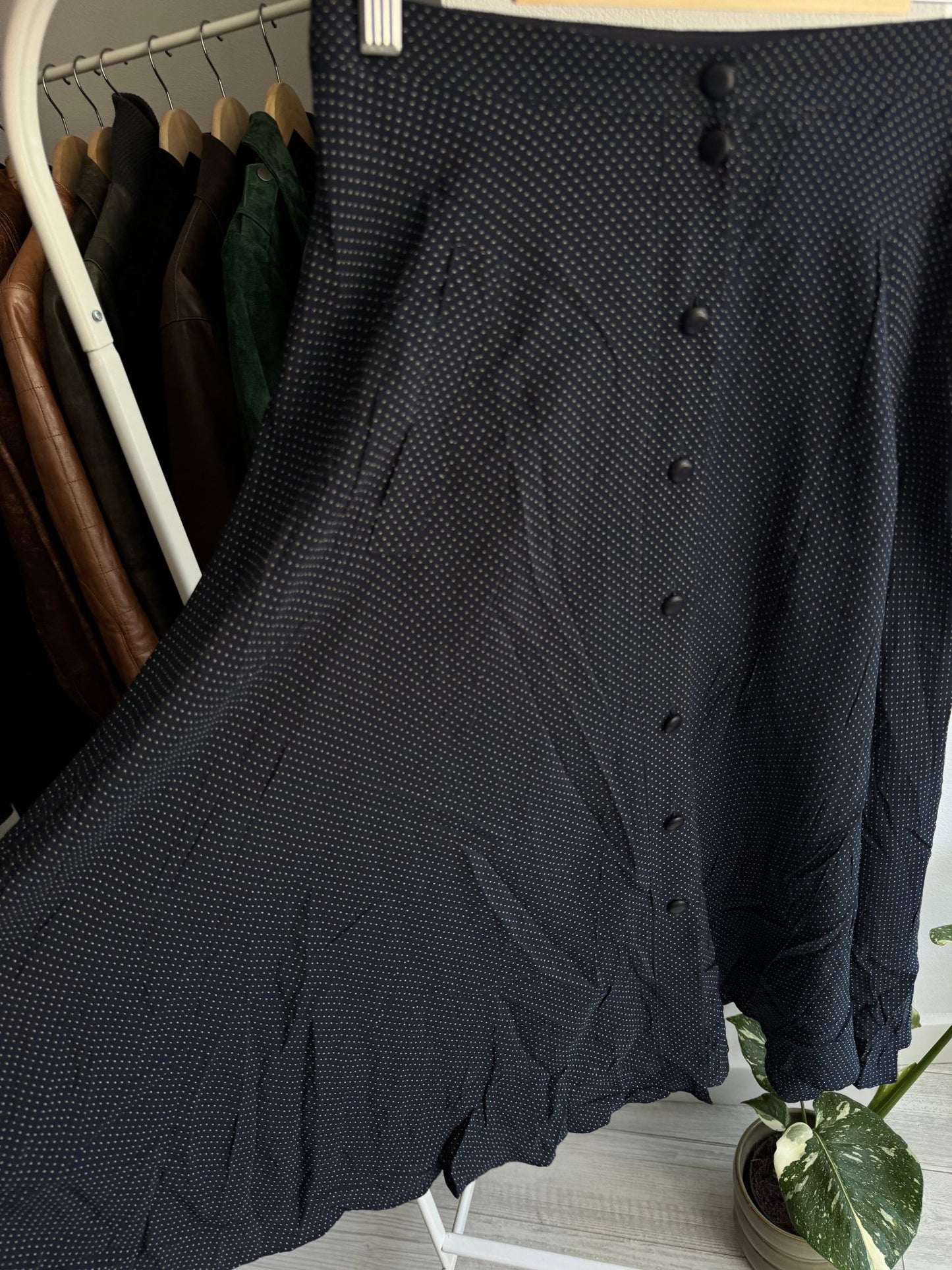 ✨ Fustă Vintage Navy Polka Dot din Mătase – IT 42 (S/M Damă) – Made in Italy - anbracaminte