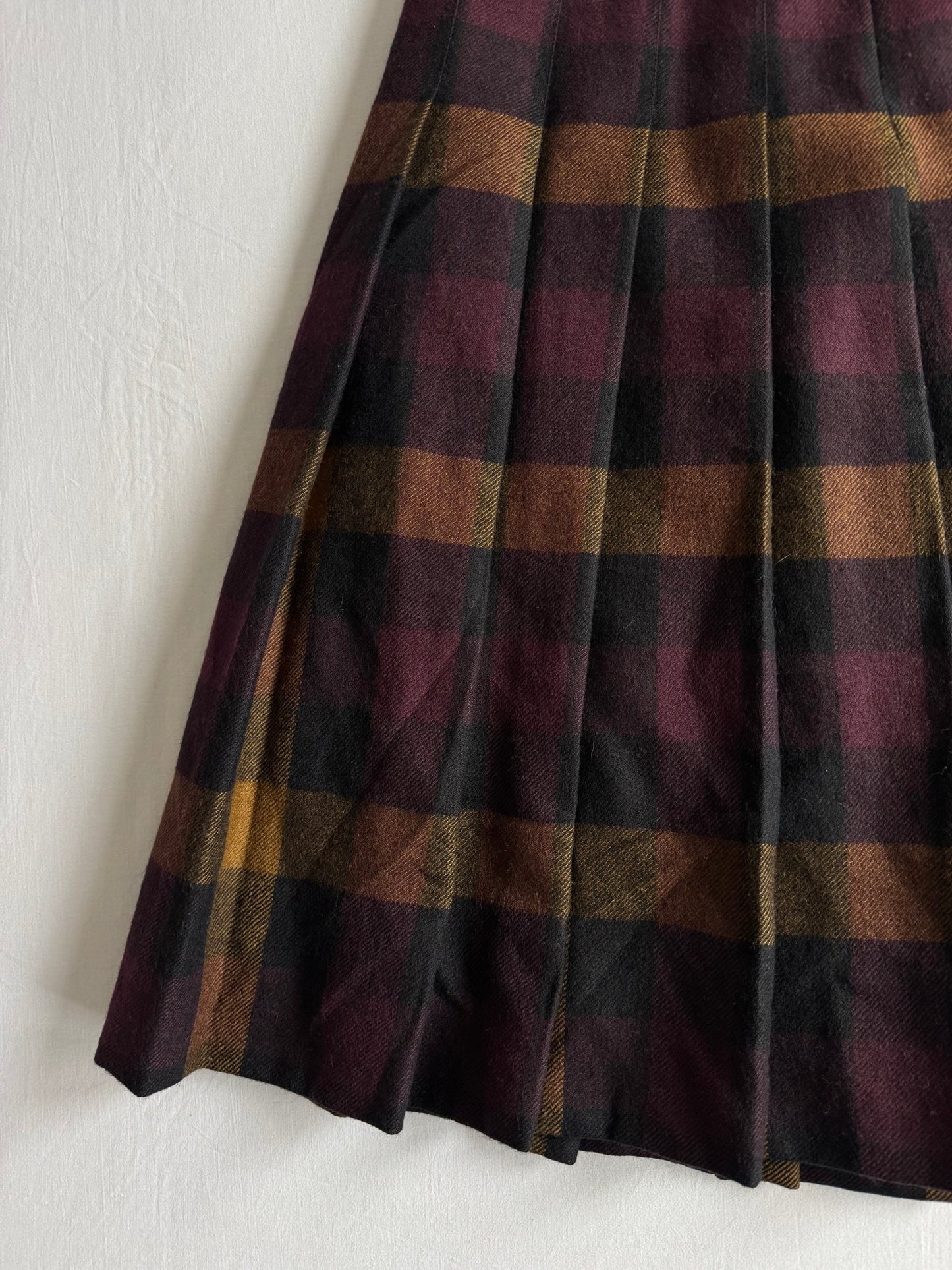 🧍‍♀️ Fustă Vintage Plisată din Lână Tartan – M (IT 44) - anbracaminte