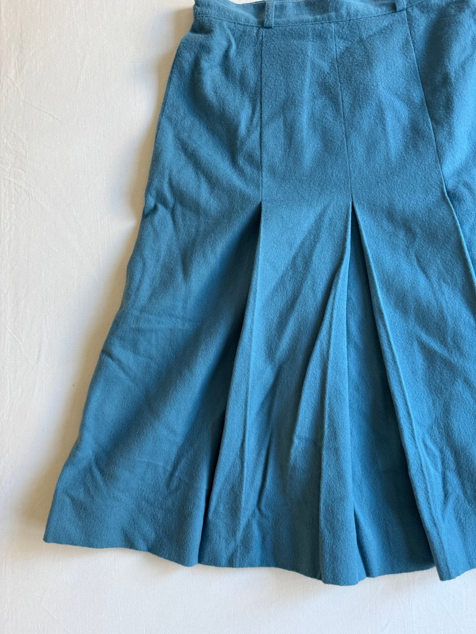 🌊 Fustă Vintage Plisată Les Copains Aqua Blue din Lână și Cașmir – S (Mărimea 1) - anbracaminte