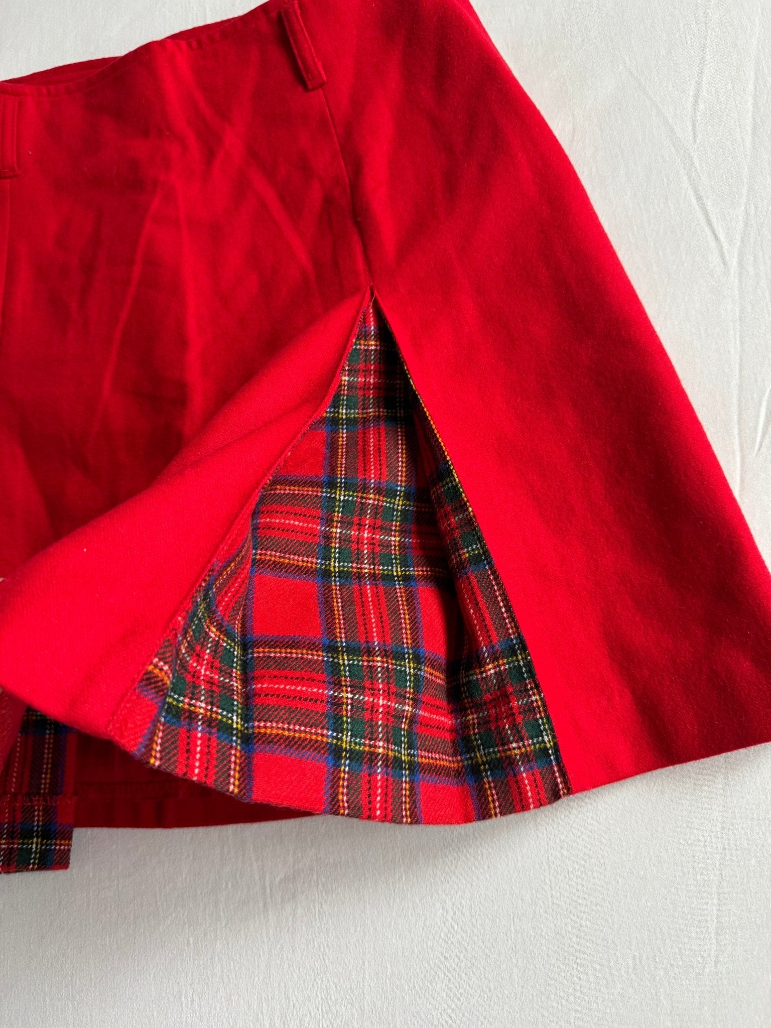 🍒 Fustă Vintage Plisată Roșie din Lână cu Inserții Tartan – M (IT 44) - anbracaminte