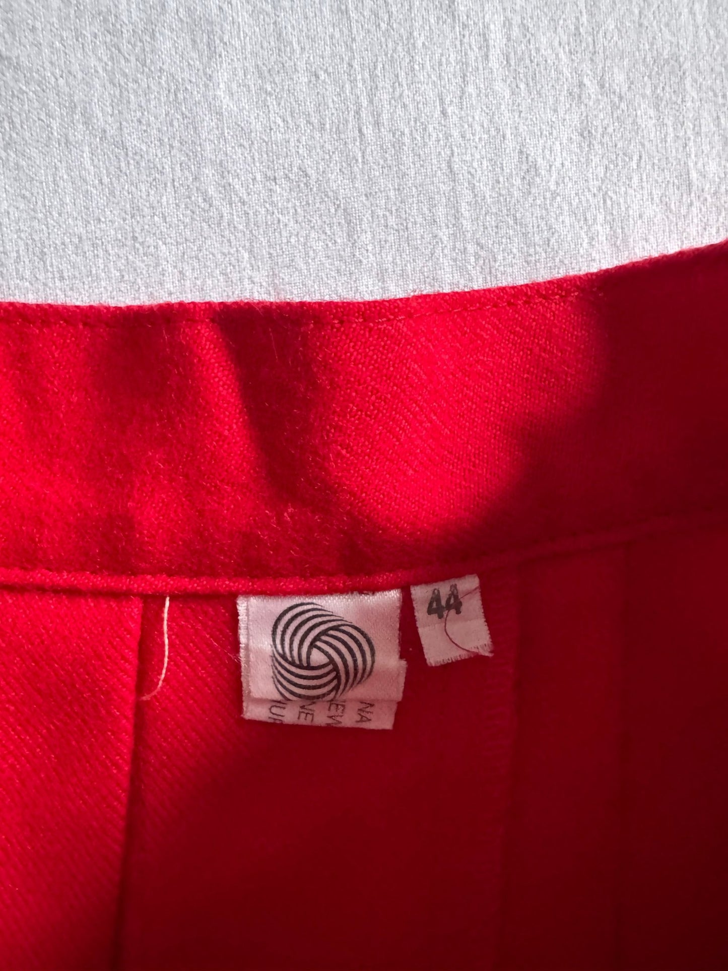 🍒 Fustă Vintage Plisată Roșie din Lână Virgină – M (IT 44) - anbracaminte