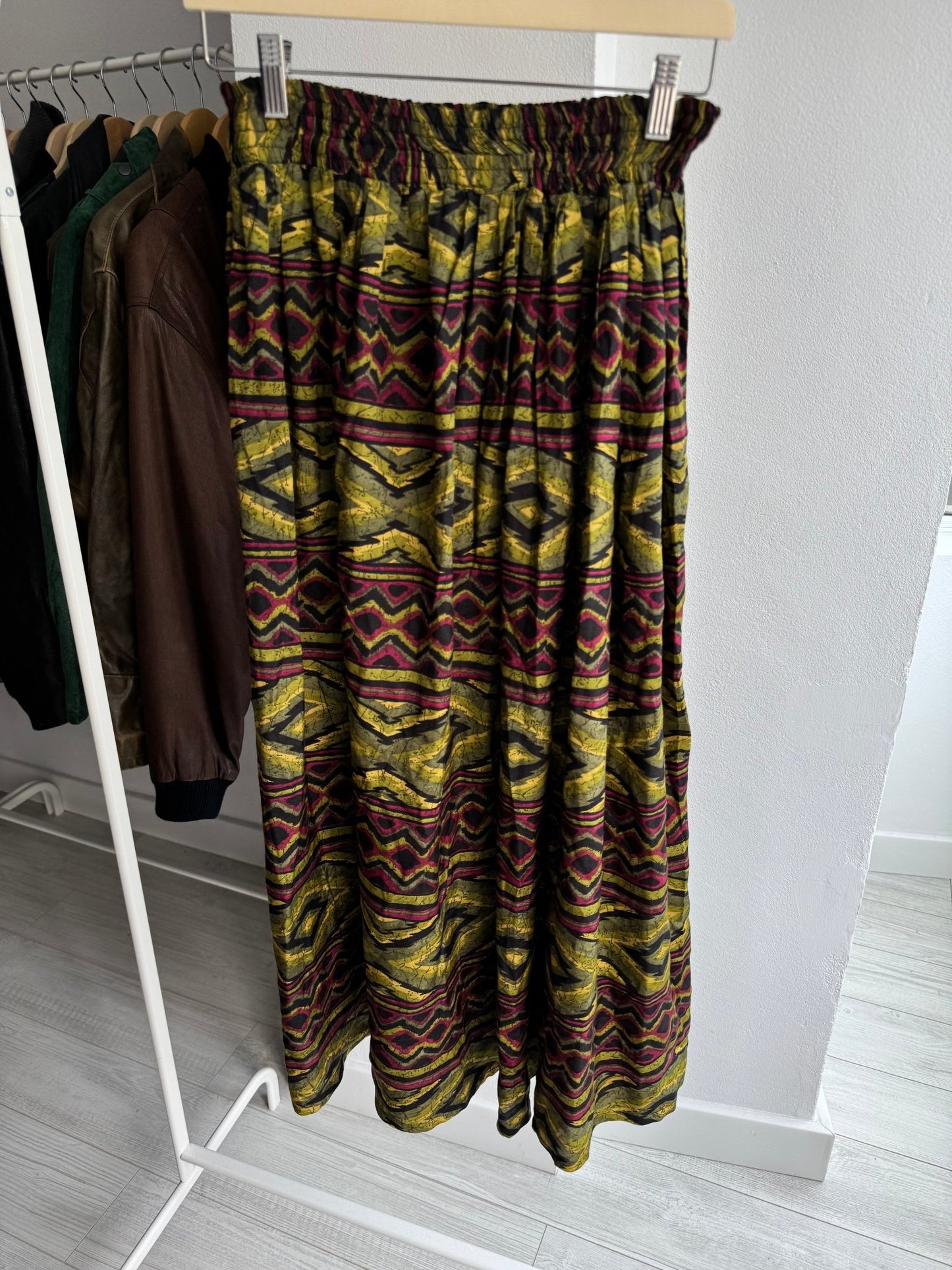 🗿 Fustă Vintage Printed – 100% Vâscoză – M – Made in Italy - anbracaminte