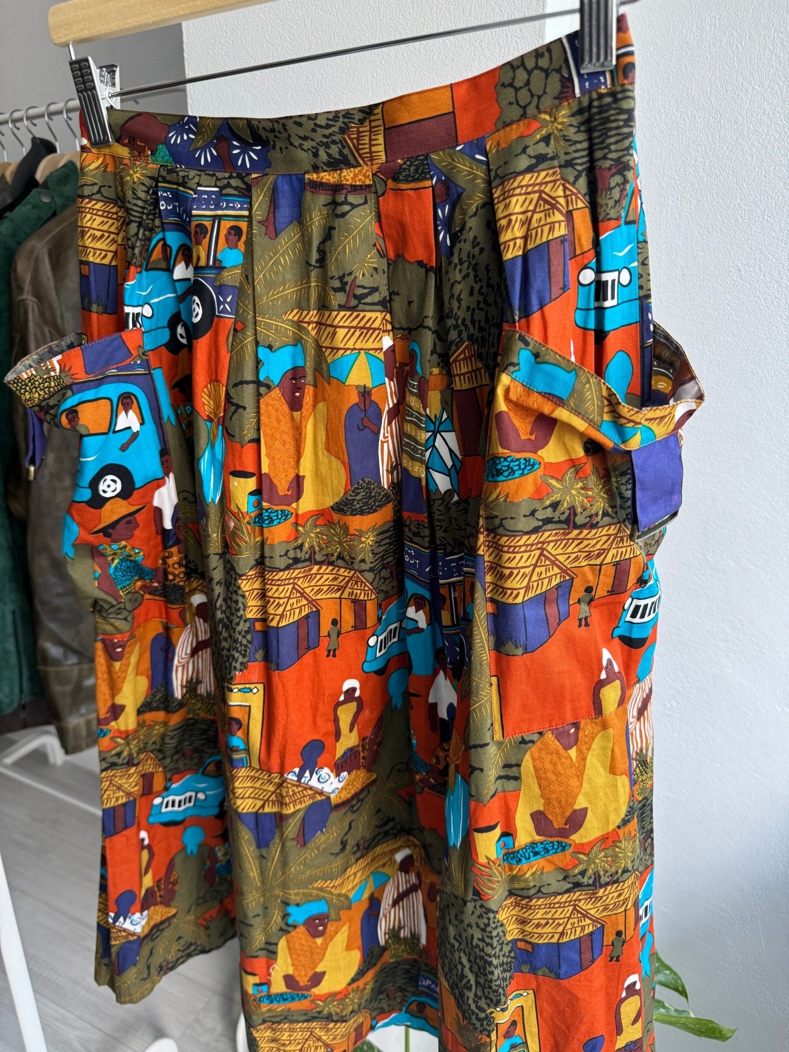 💃 Fustă Vintage Printed cu Buzunare – IT 42 (S Damă) – Made in Italy - anbracaminte