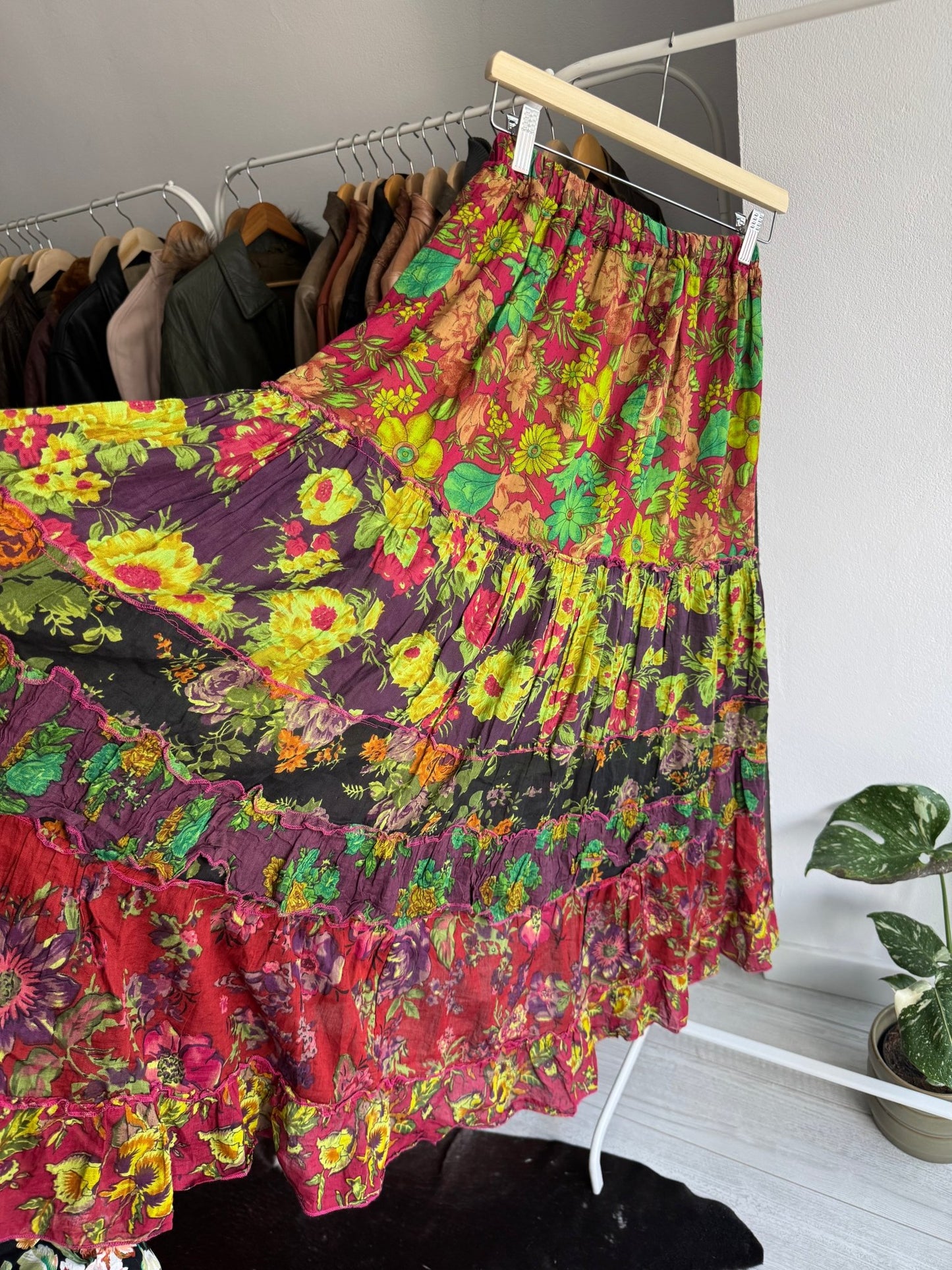 💃 Fustă Vintage Printed cu Volane – Talie Ajustabilă - anbracaminte