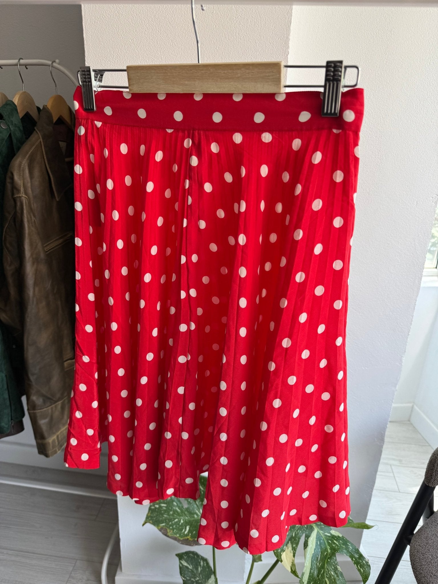 🍒 Fustă Vintage Red Polka Dot din Mătase – IT 42 (S Damă) – Made in Italy - anbracaminte