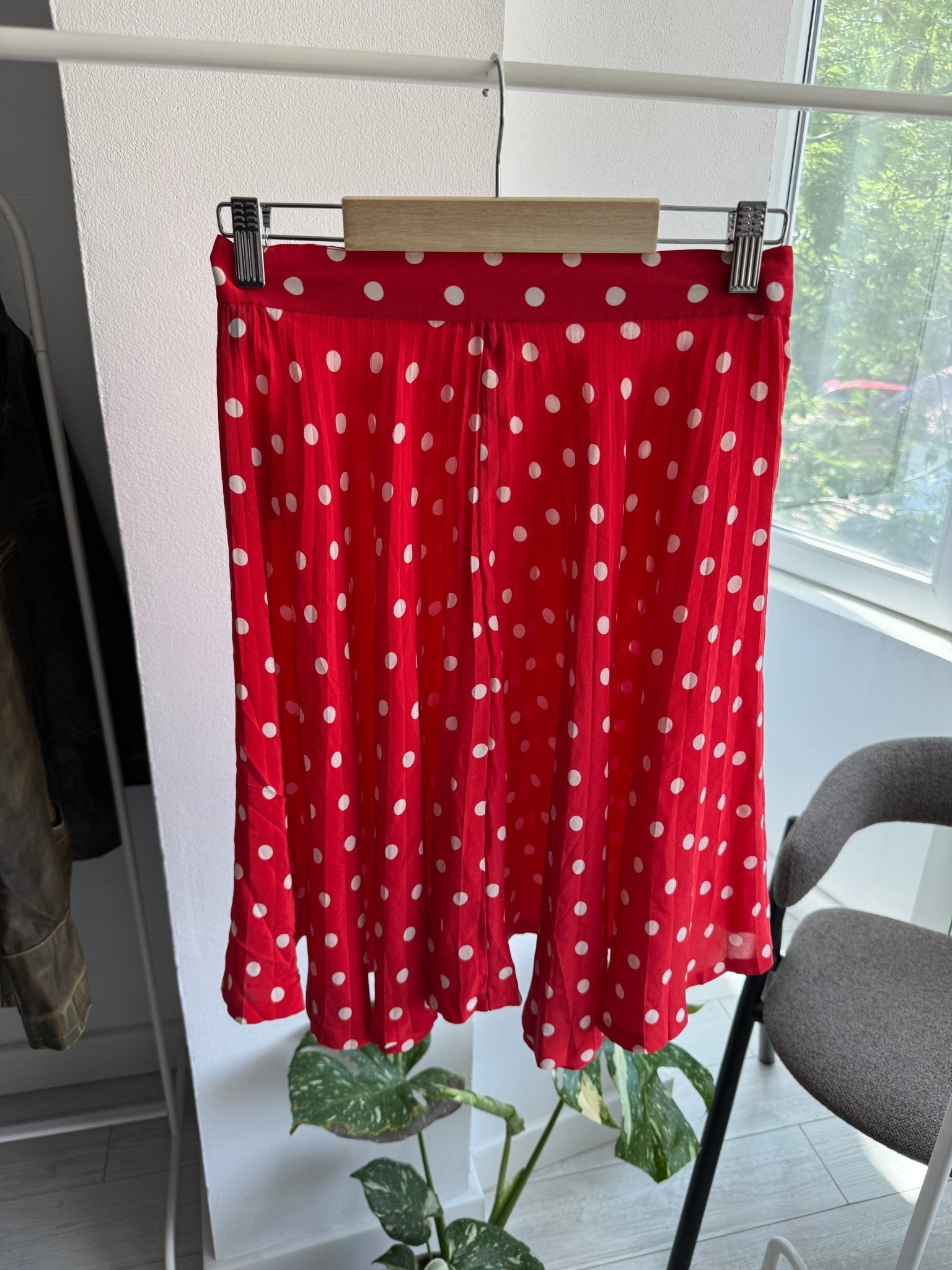 🍒 Fustă Vintage Red Polka Dot din Mătase – IT 42 (S Damă) – Made in Italy - anbracaminte