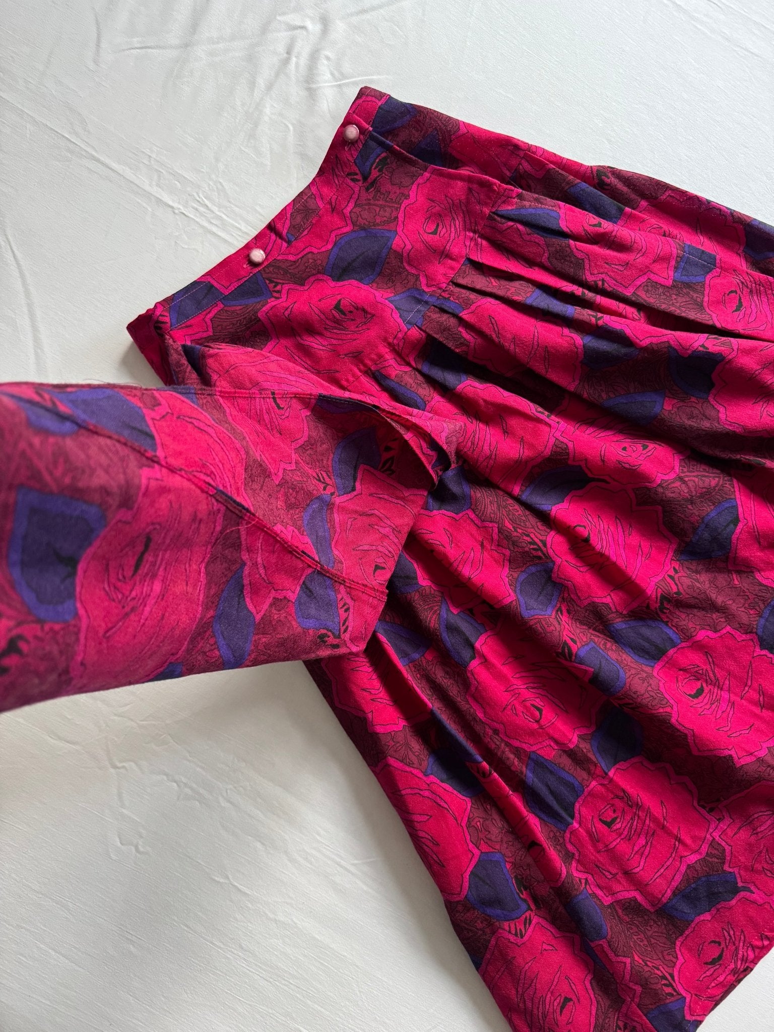 🧵 Fustă Vintage Rose Printed cu Eșarfă în Talie (Mărime M) - anbracaminte