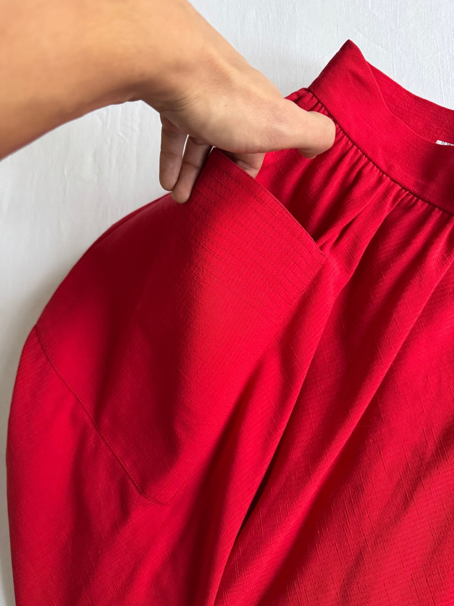 🧵 Fustă Vintage Roșie din Lână cu Buzunare Oversized (Mărime IT 46 - L) - anbracaminte