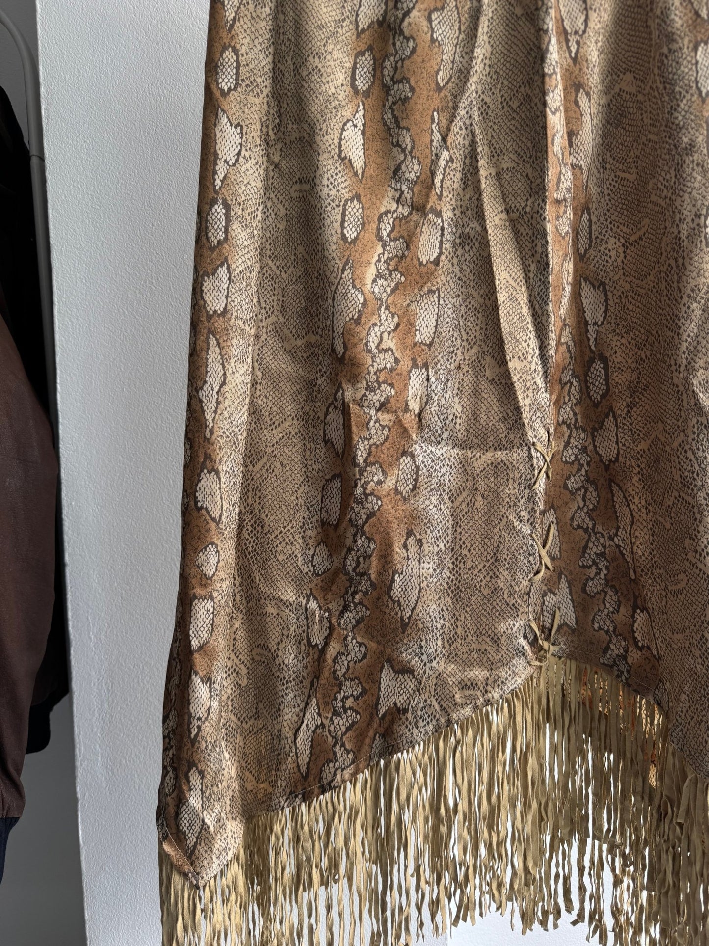 🐍 Fustă Vintage Snakeskin Print cu Franjuri – IT 44 (M) – Made in Italy - anbracaminte