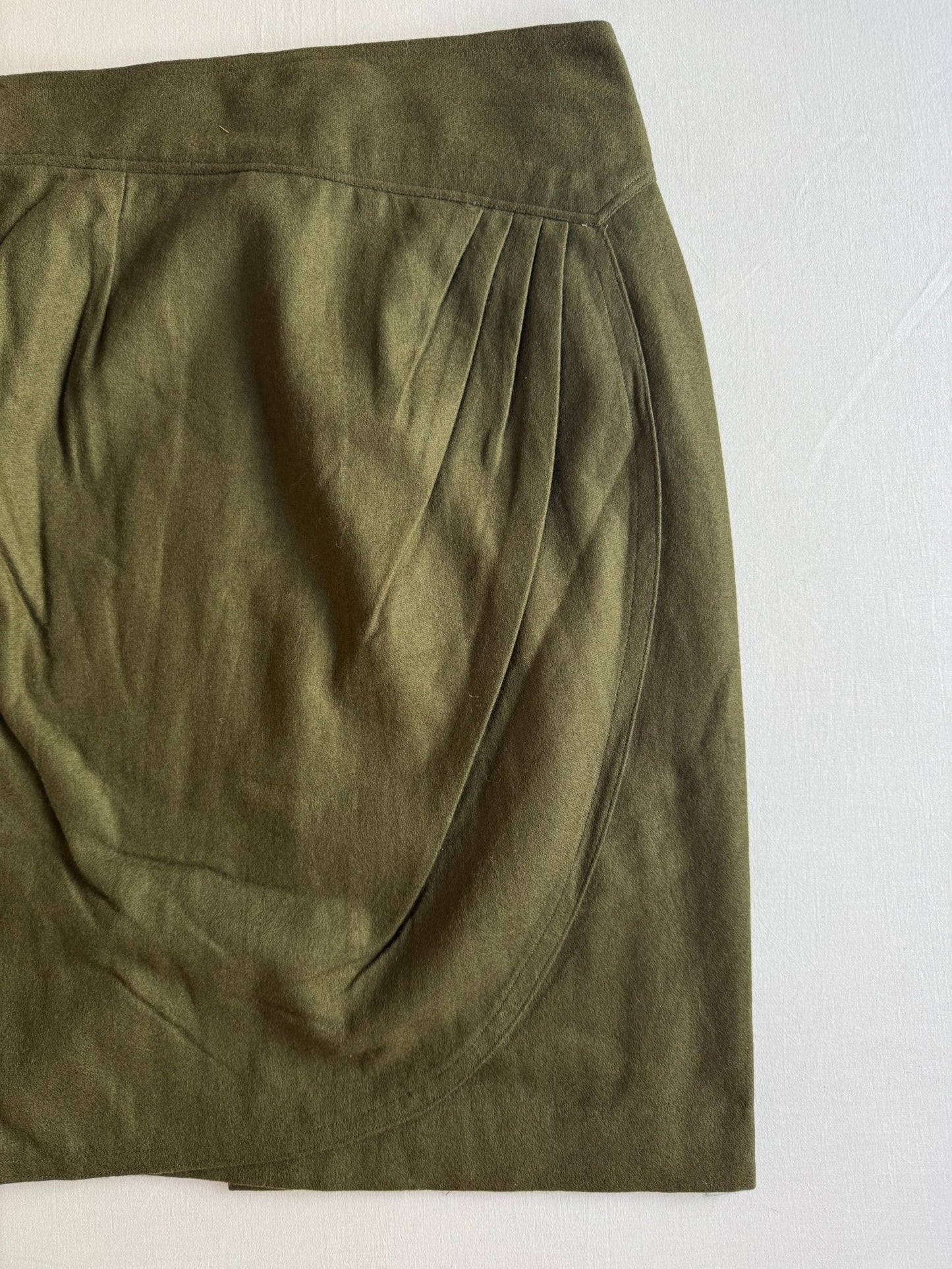 ✏️ Fustă Vintage Tip Pencil Asimetrică din Lână Verde Închis – aprox. M - anbracaminte