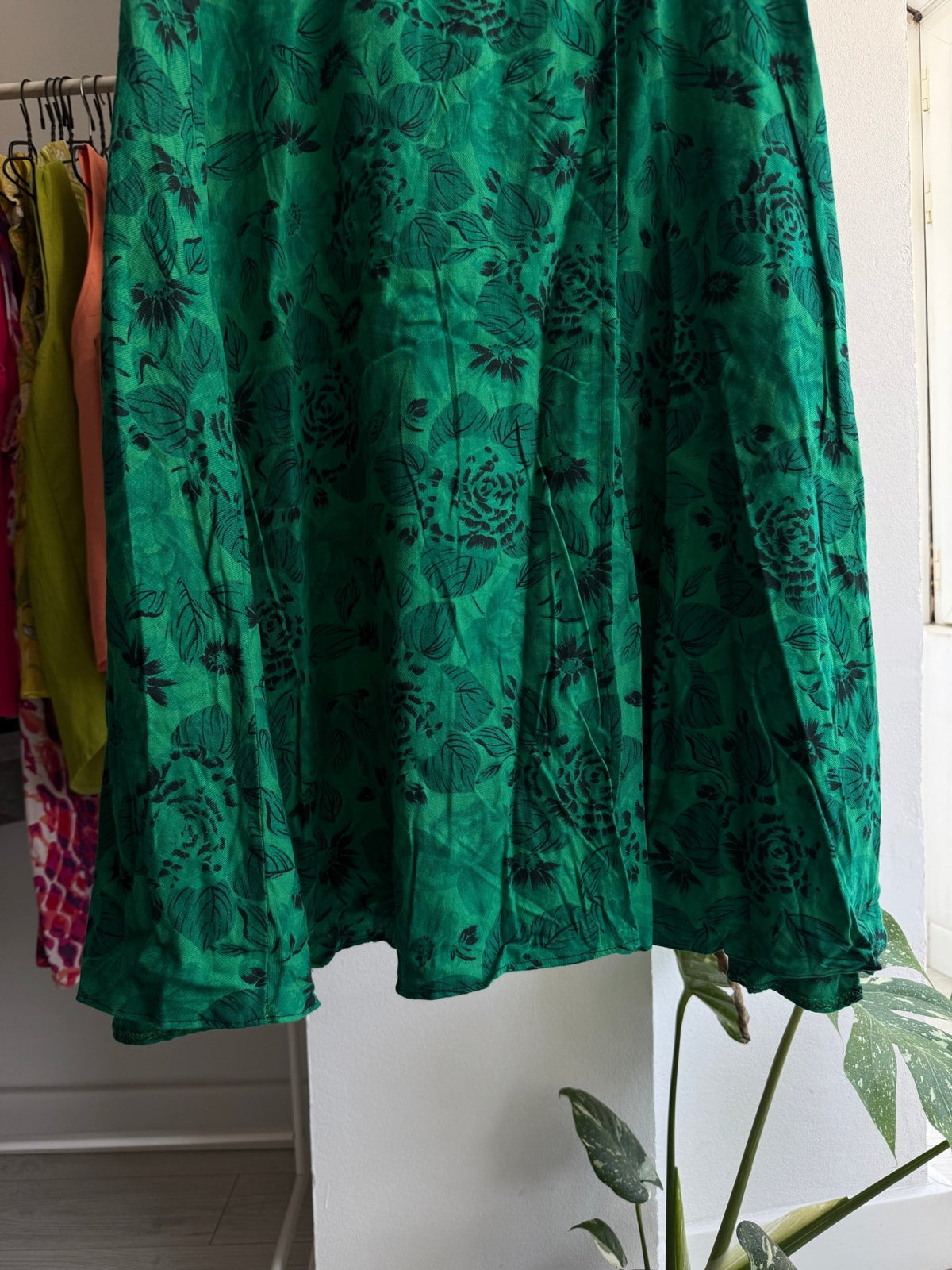 🌲 Fustă Vintage Verde cu Print Floral – Approx. M Damă - anbracaminte
