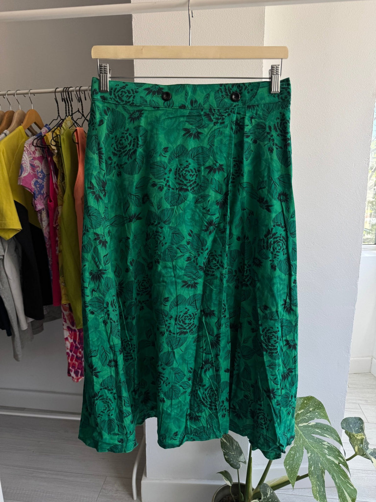 🌲 Fustă Vintage Verde cu Print Floral – Approx. M Damă - anbracaminte