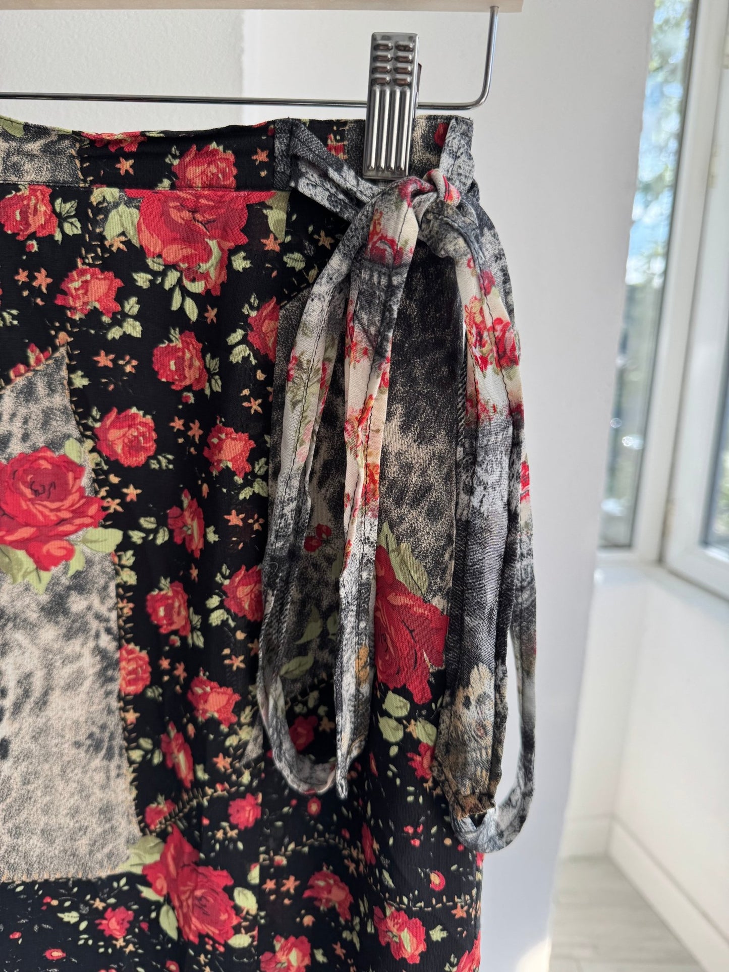 🌹🐆 Fustă Y2K Animal Print & Rose Print – M (38) - anbracaminte
