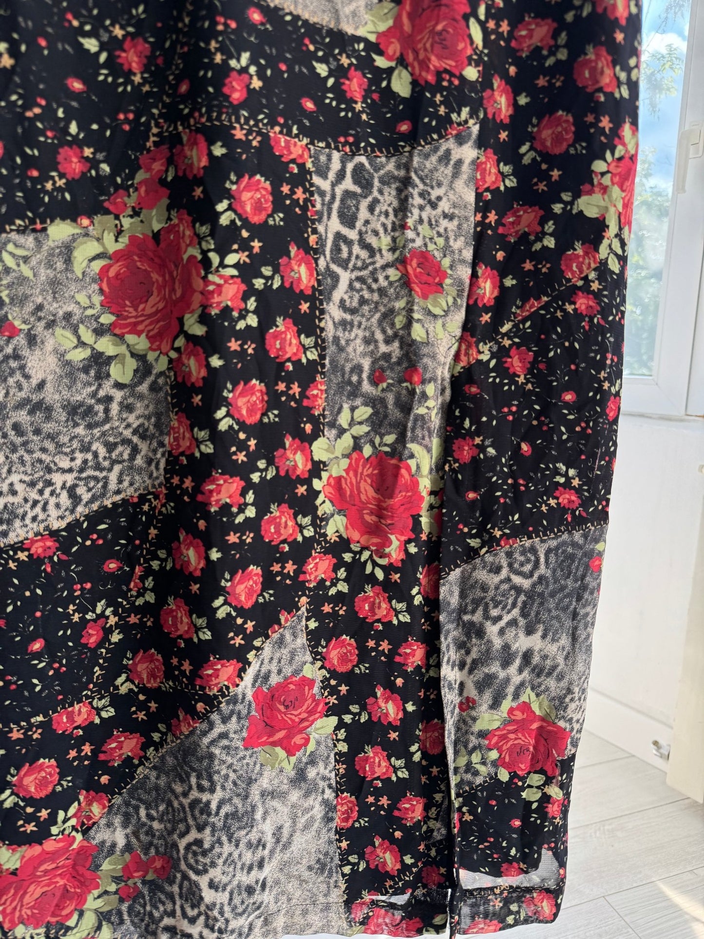 🌹🐆 Fustă Y2K Animal Print & Rose Print – M (38) - anbracaminte