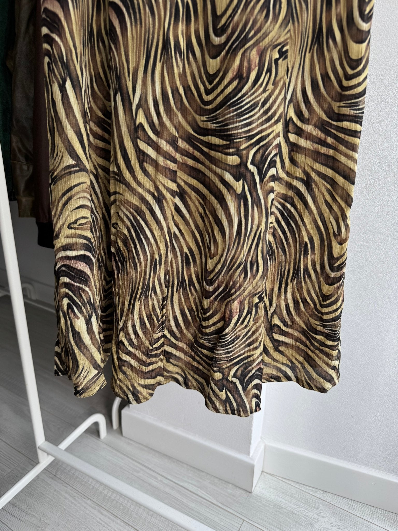 🐆 Fustă Y2K Animal Printed – 100% Vâscoză – S (EU 36) - anbracaminte