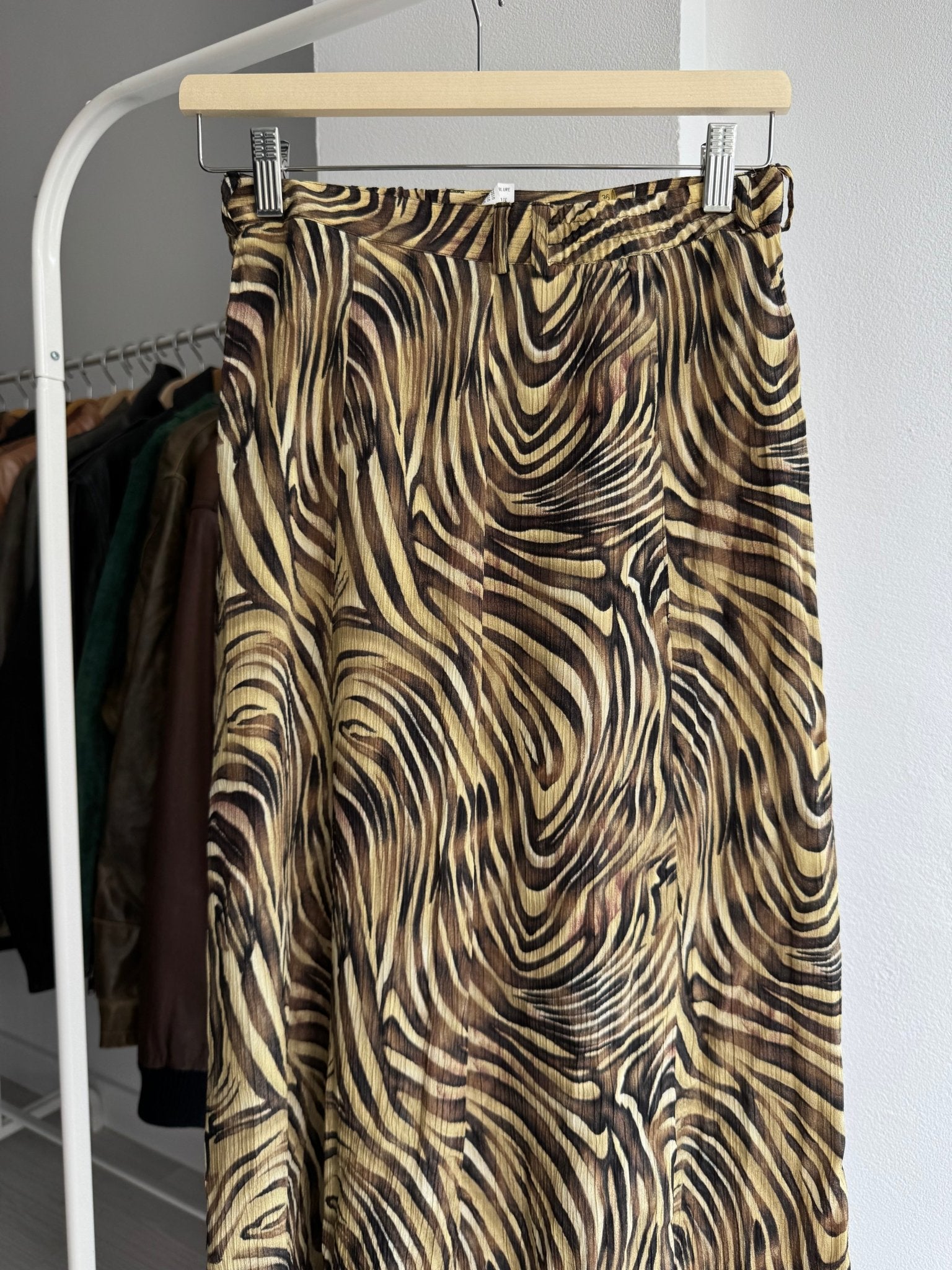 🐆 Fustă Y2K Animal Printed – 100% Vâscoză – S (EU 36) - anbracaminte