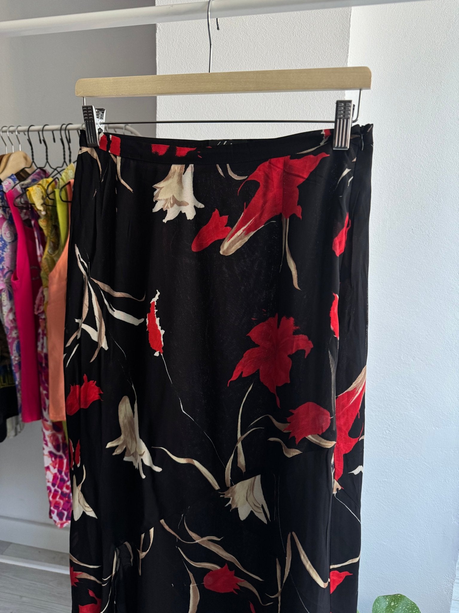 ☀️ Fustă Y2K Black Mesh cu Floral Print – EU 38 (M Damă) - anbracaminte