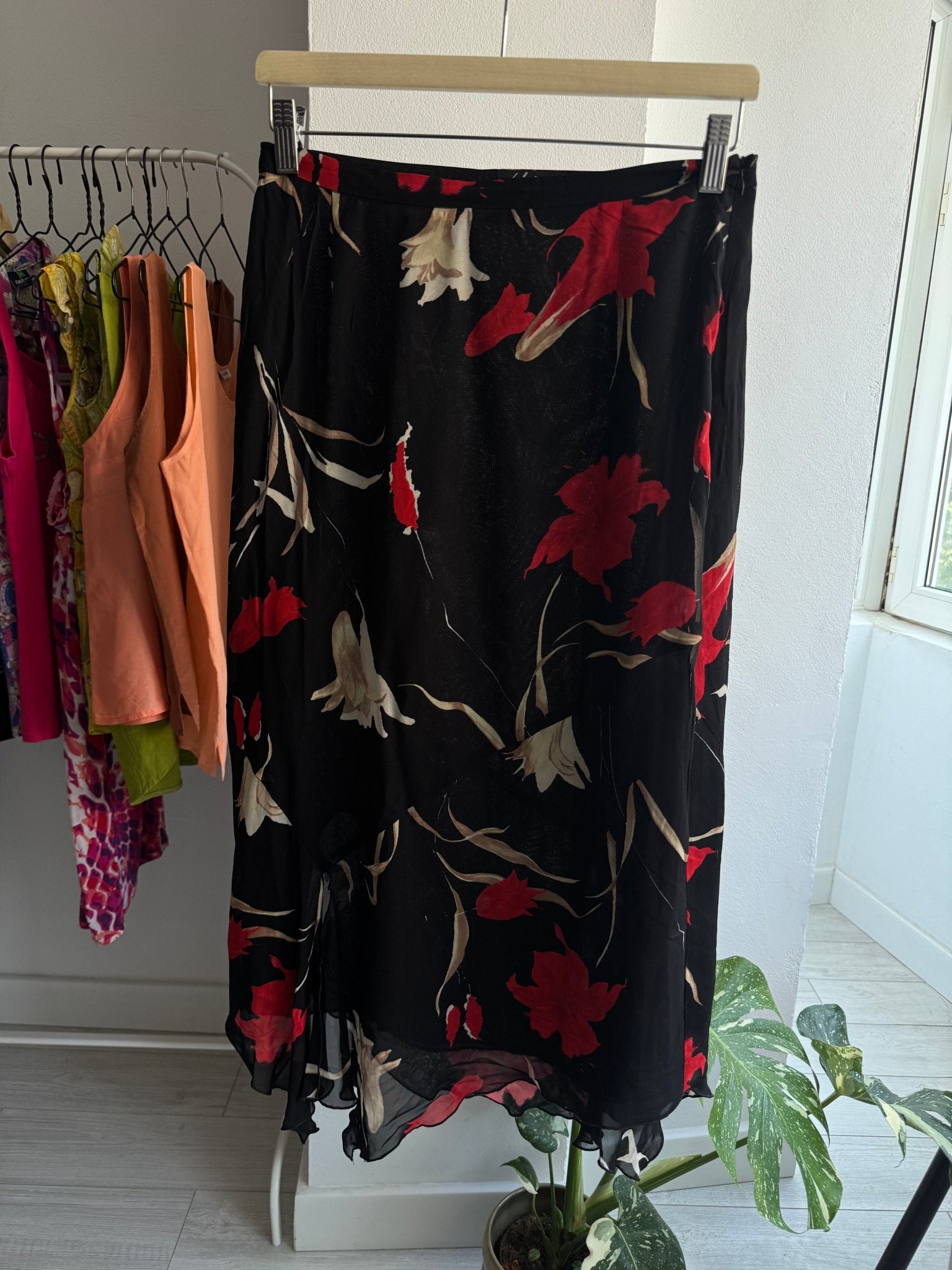 ☀️ Fustă Y2K Black Mesh cu Floral Print – EU 38 (M Damă) - anbracaminte