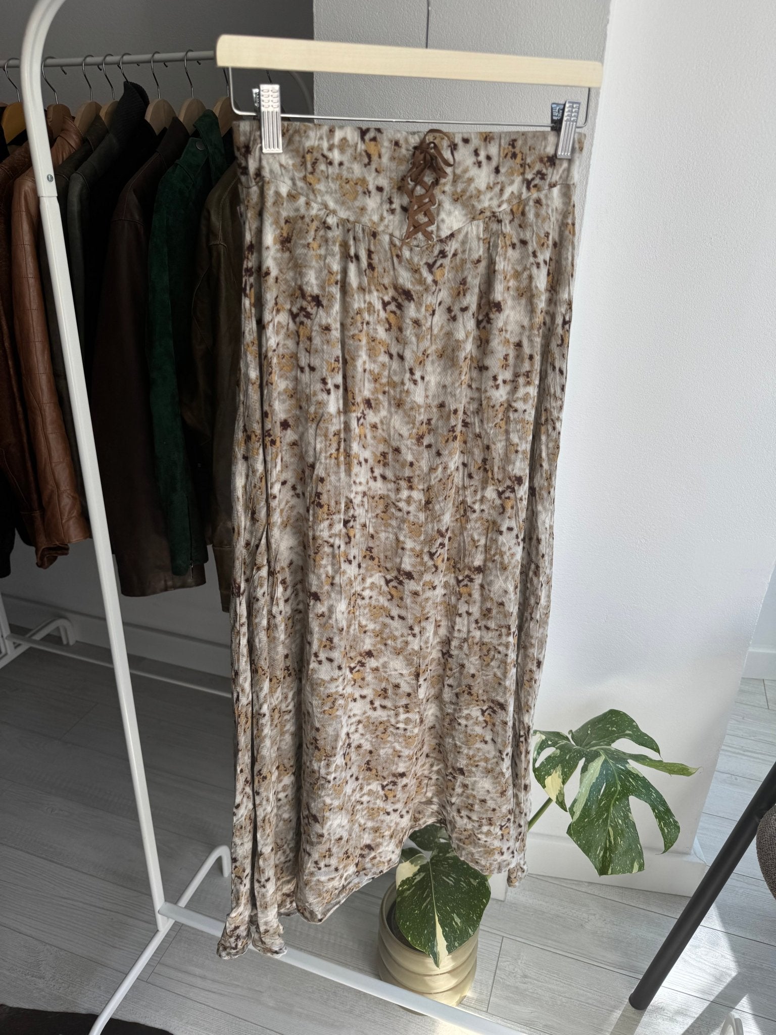 ✨ Fustă Y2K Calvin Klein Printed – W25 (XS Damă) - anbracaminte