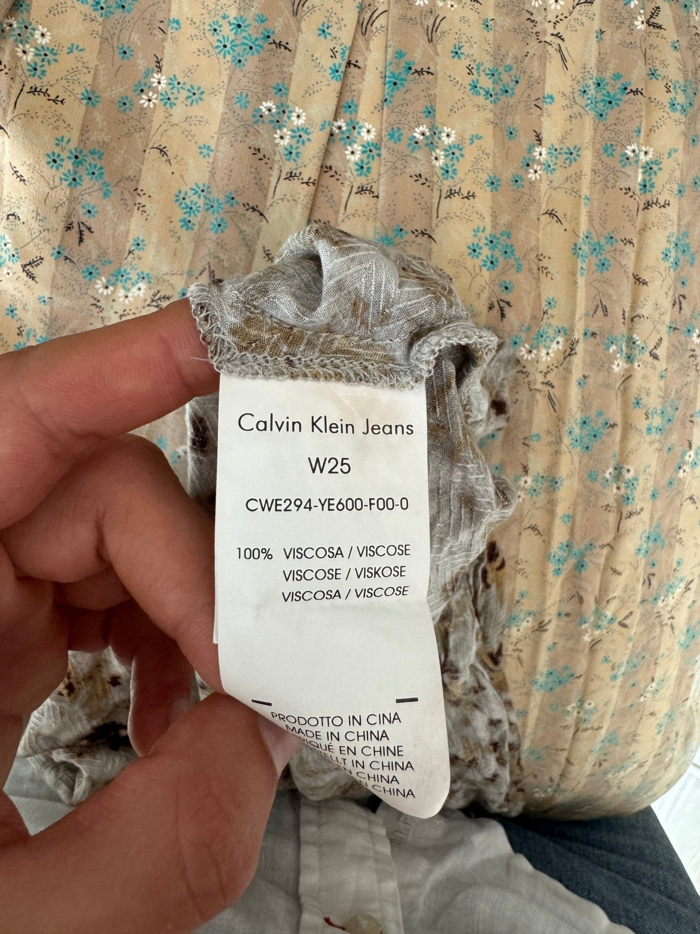 ✨ Fustă Y2K Calvin Klein Printed – W25 (XS Damă) - anbracaminte
