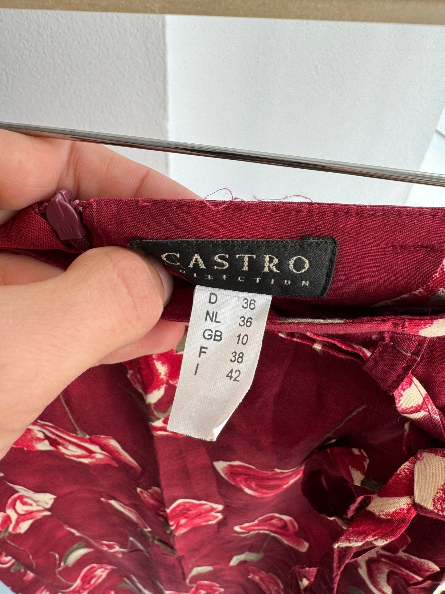 🌹 Fustă Y2K cu Print Trandafiri – S (36) - anbracaminte